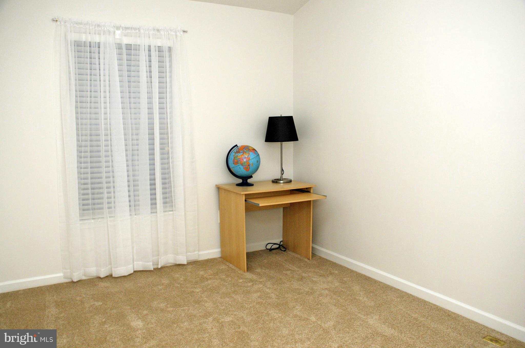 RUSSETT - Residential