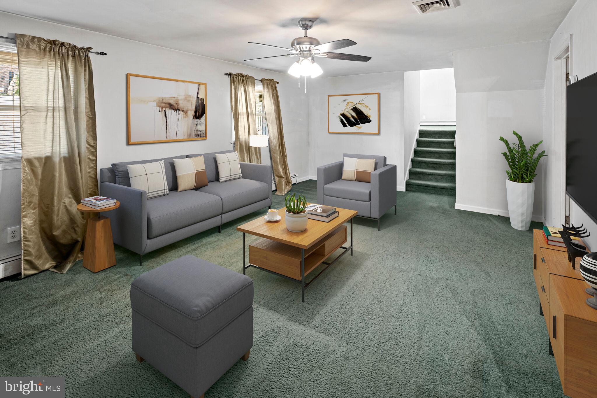 VILLAGE GREEN - Residential