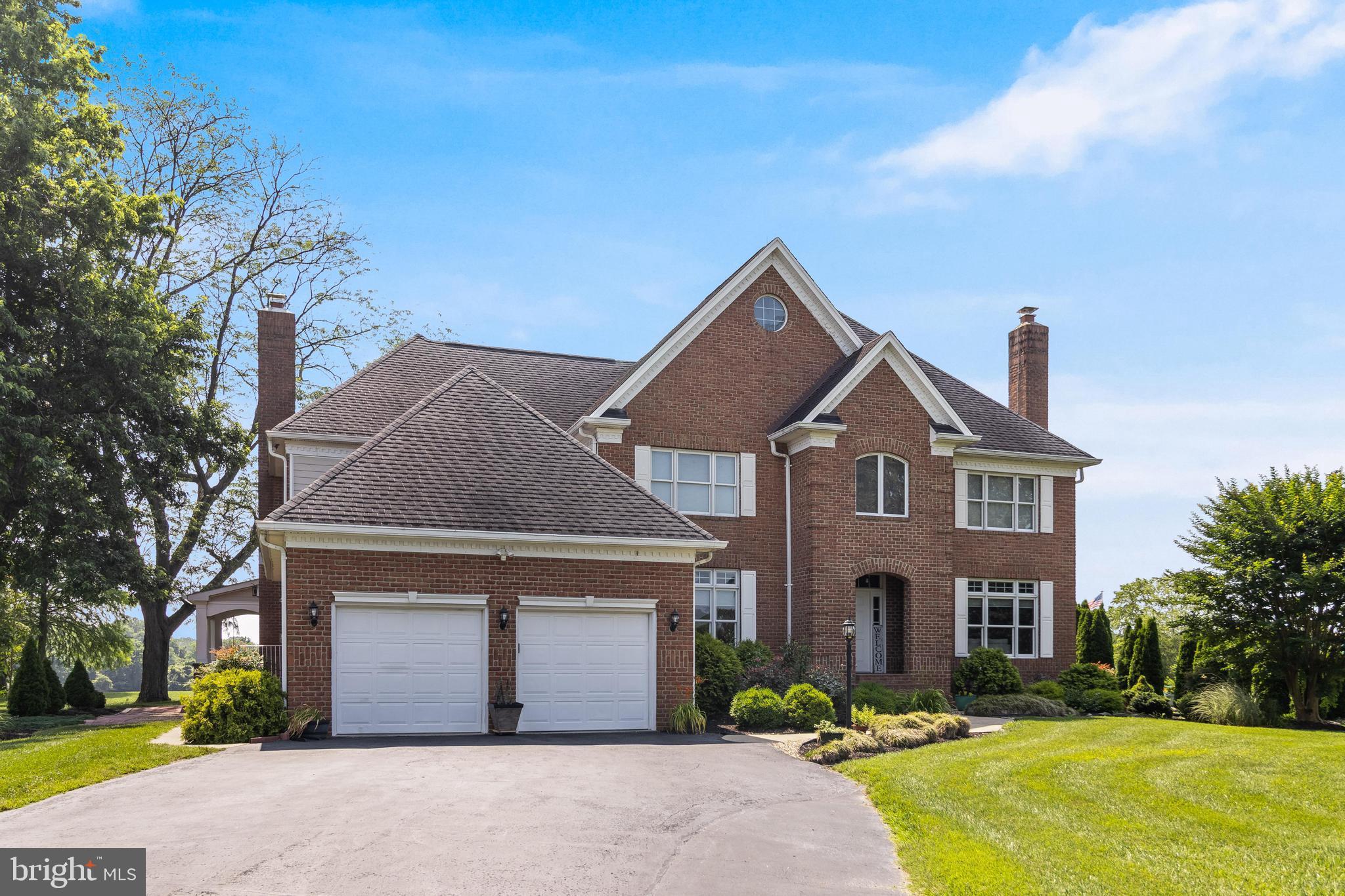 ISLAND CREEK WOODS - Residential