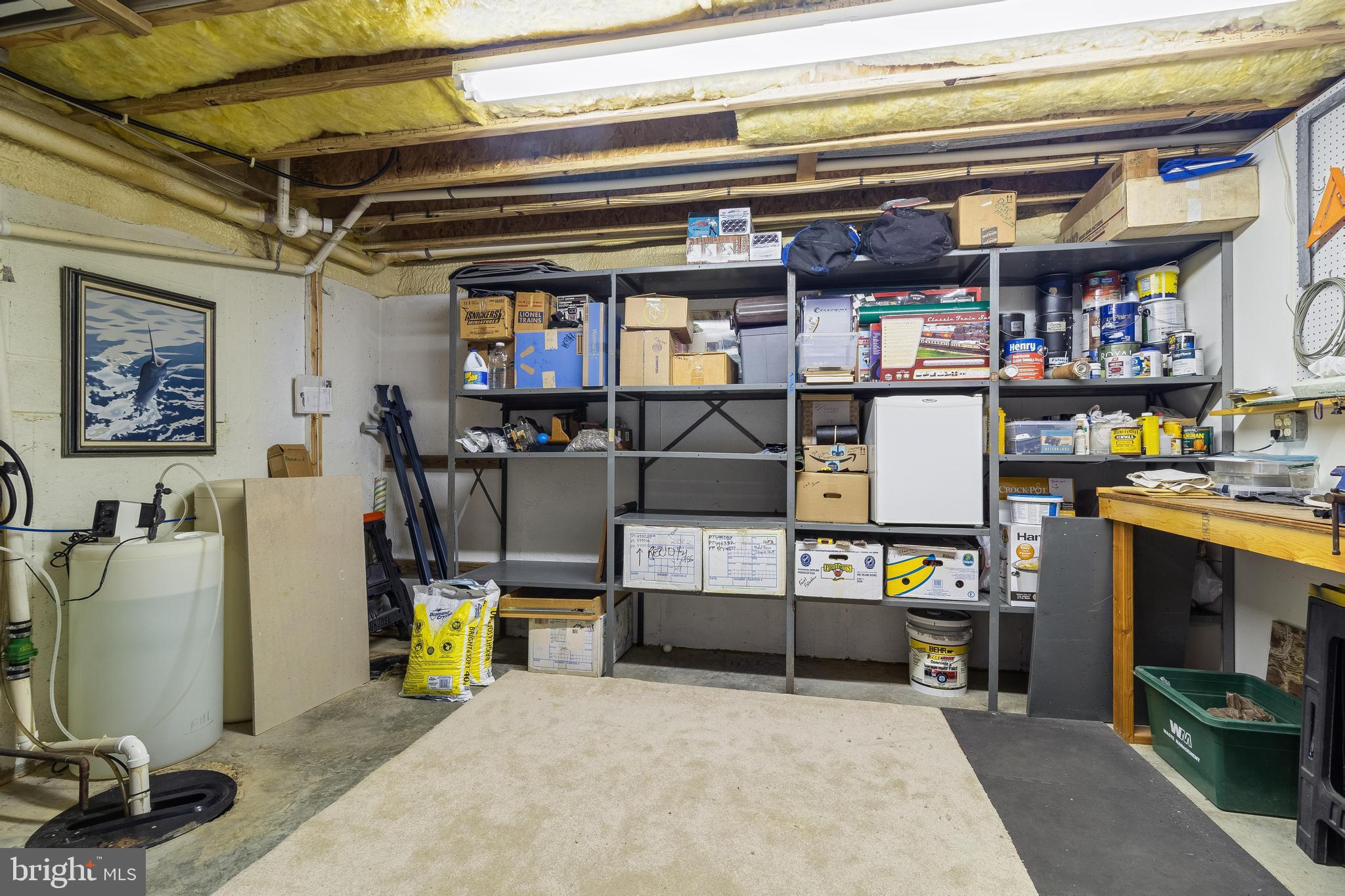 ISLAND CREEK WOODS - Residential