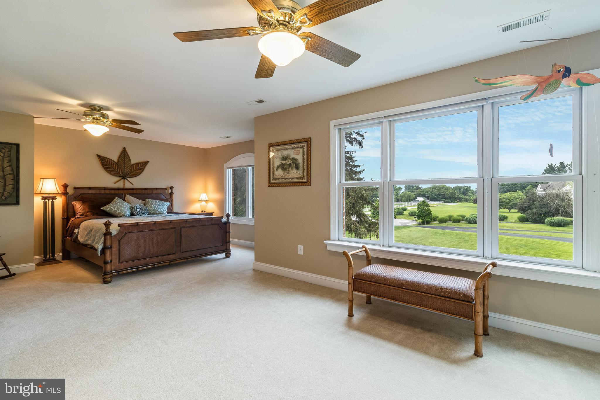 ISLAND CREEK WOODS - Residential