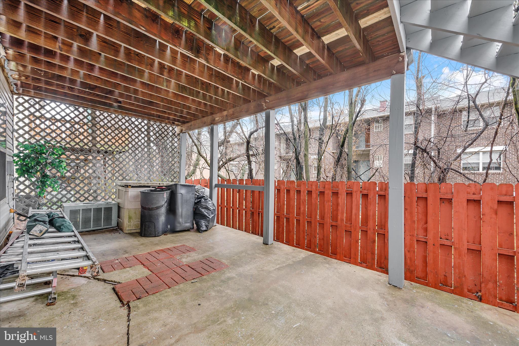 DEER PARK - Residential