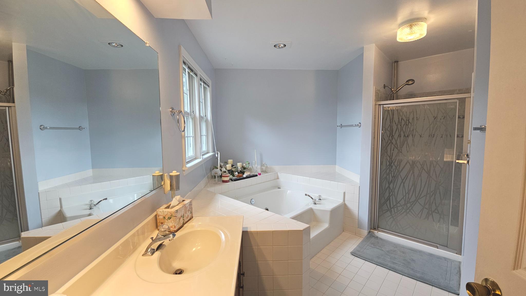 GUNNERS LAKE - Residential Lease