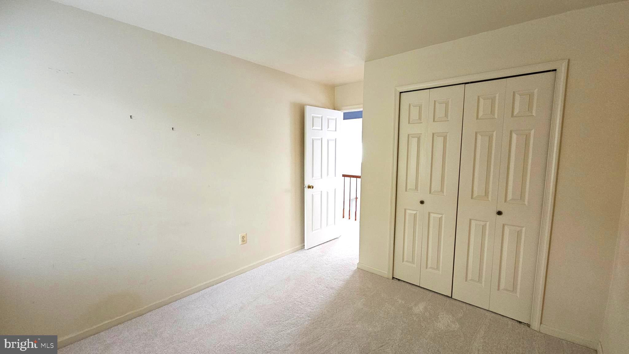 GUNNERS LAKE - Residential Lease