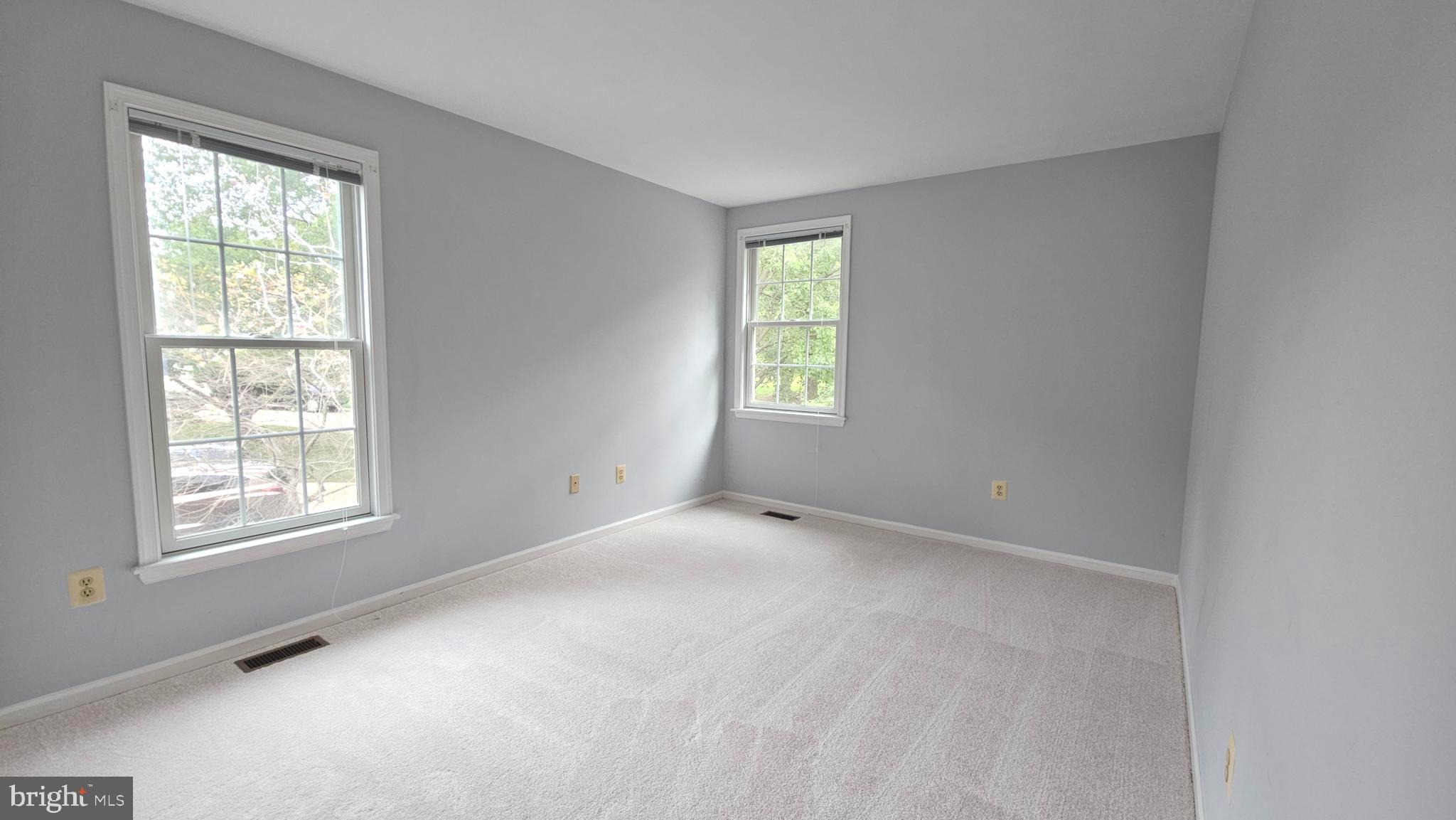 GUNNERS LAKE - Residential Lease