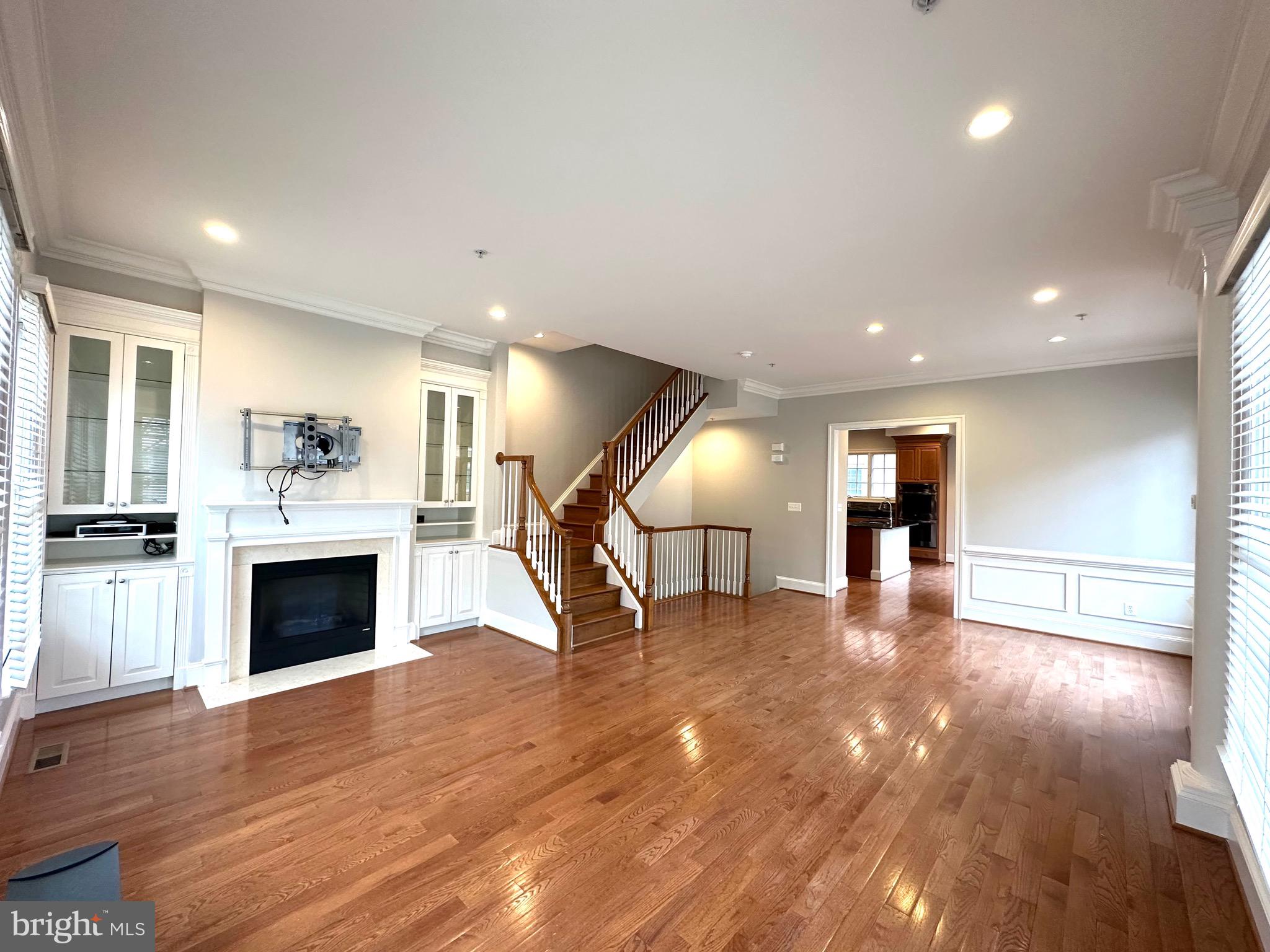 POTOMAC GREENS - Residential Lease