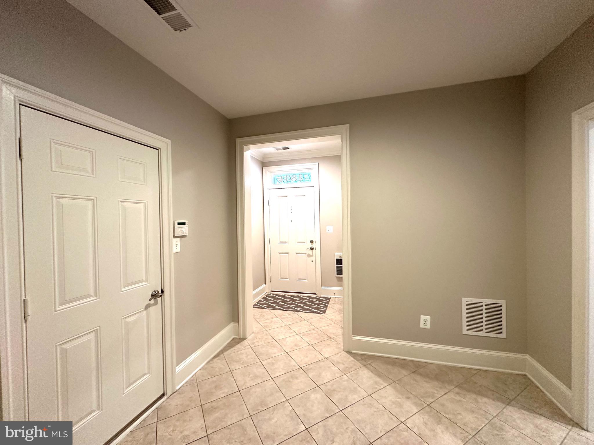 POTOMAC GREENS - Residential Lease