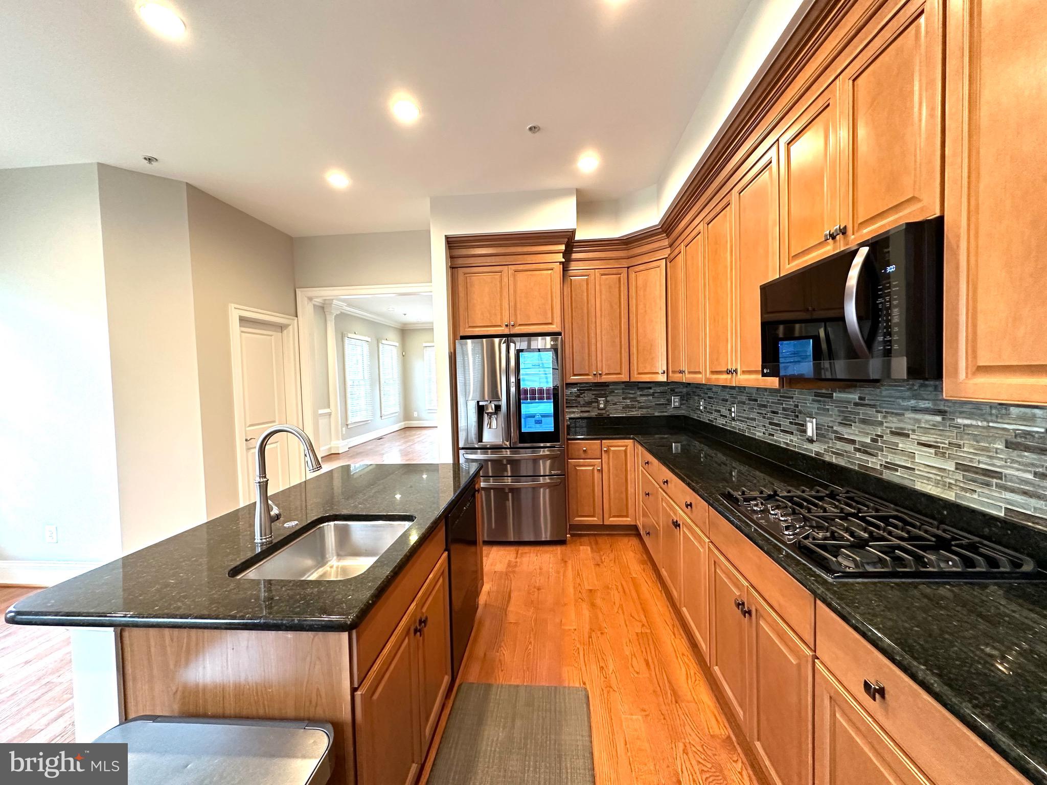 POTOMAC GREENS - Residential Lease