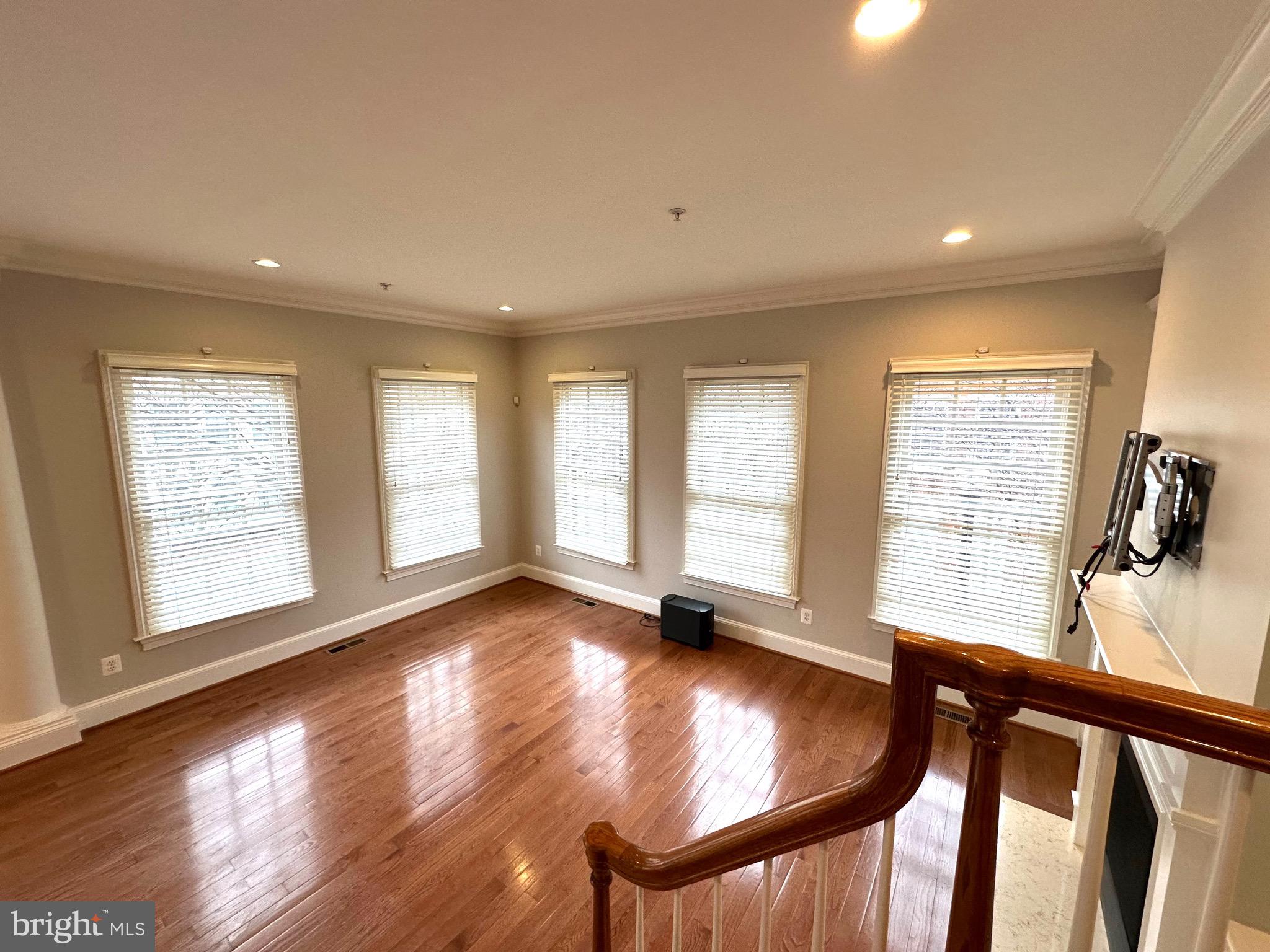 POTOMAC GREENS - Residential Lease