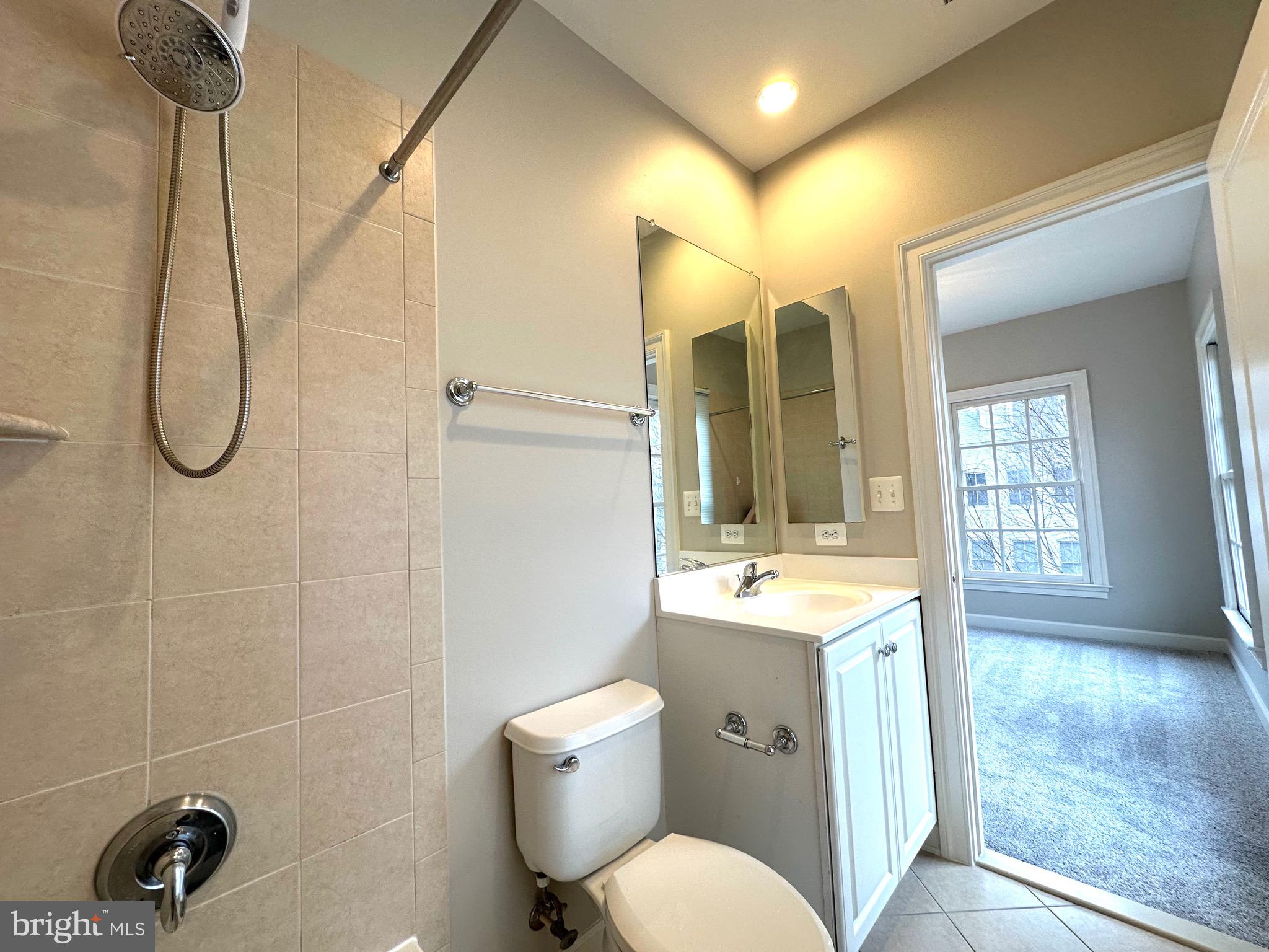 POTOMAC GREENS - Residential Lease