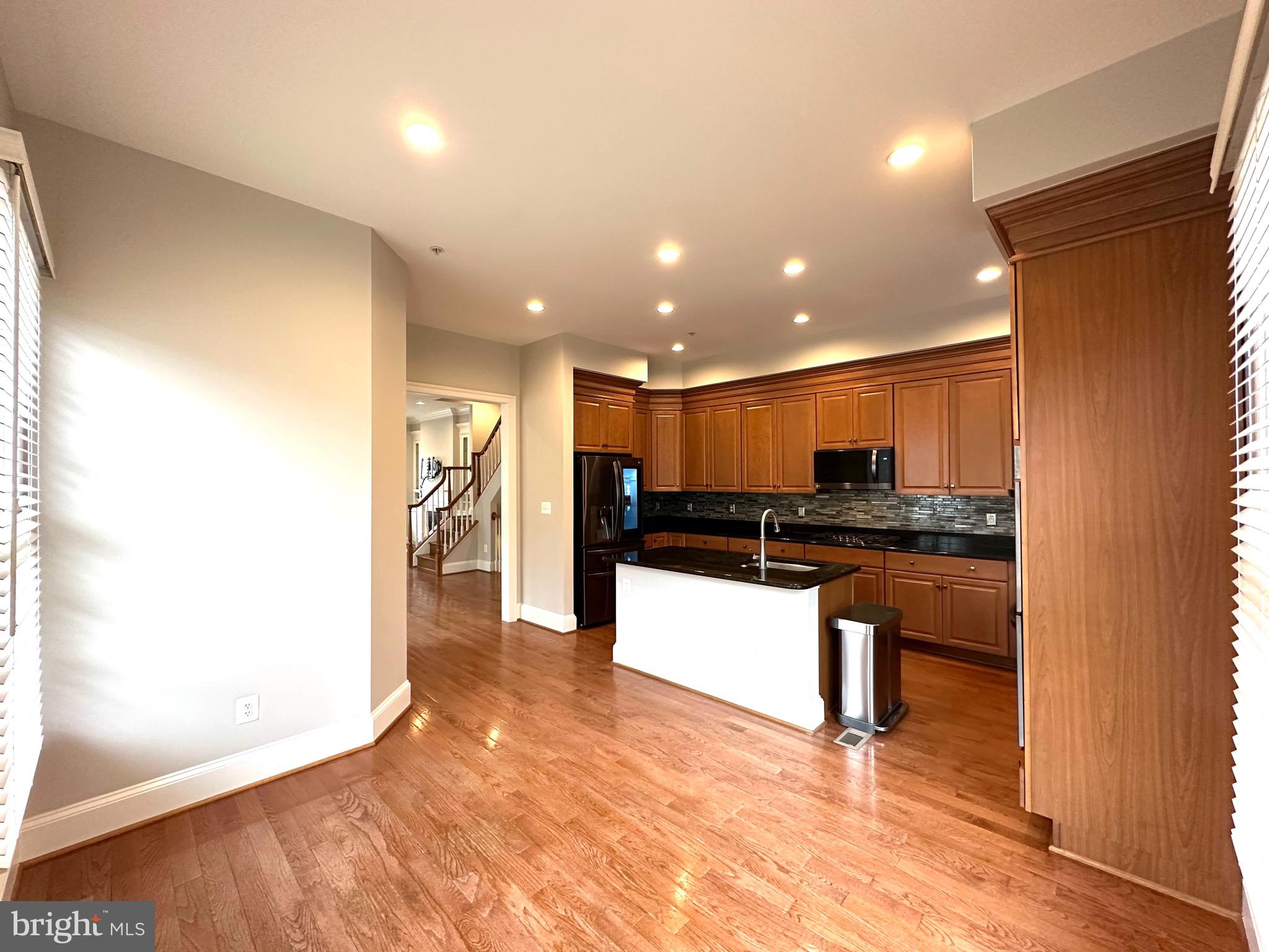 POTOMAC GREENS - Residential Lease