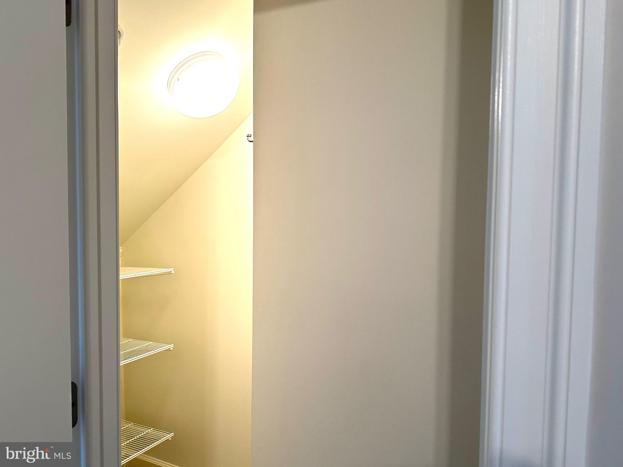 POTOMAC GREENS - Residential Lease