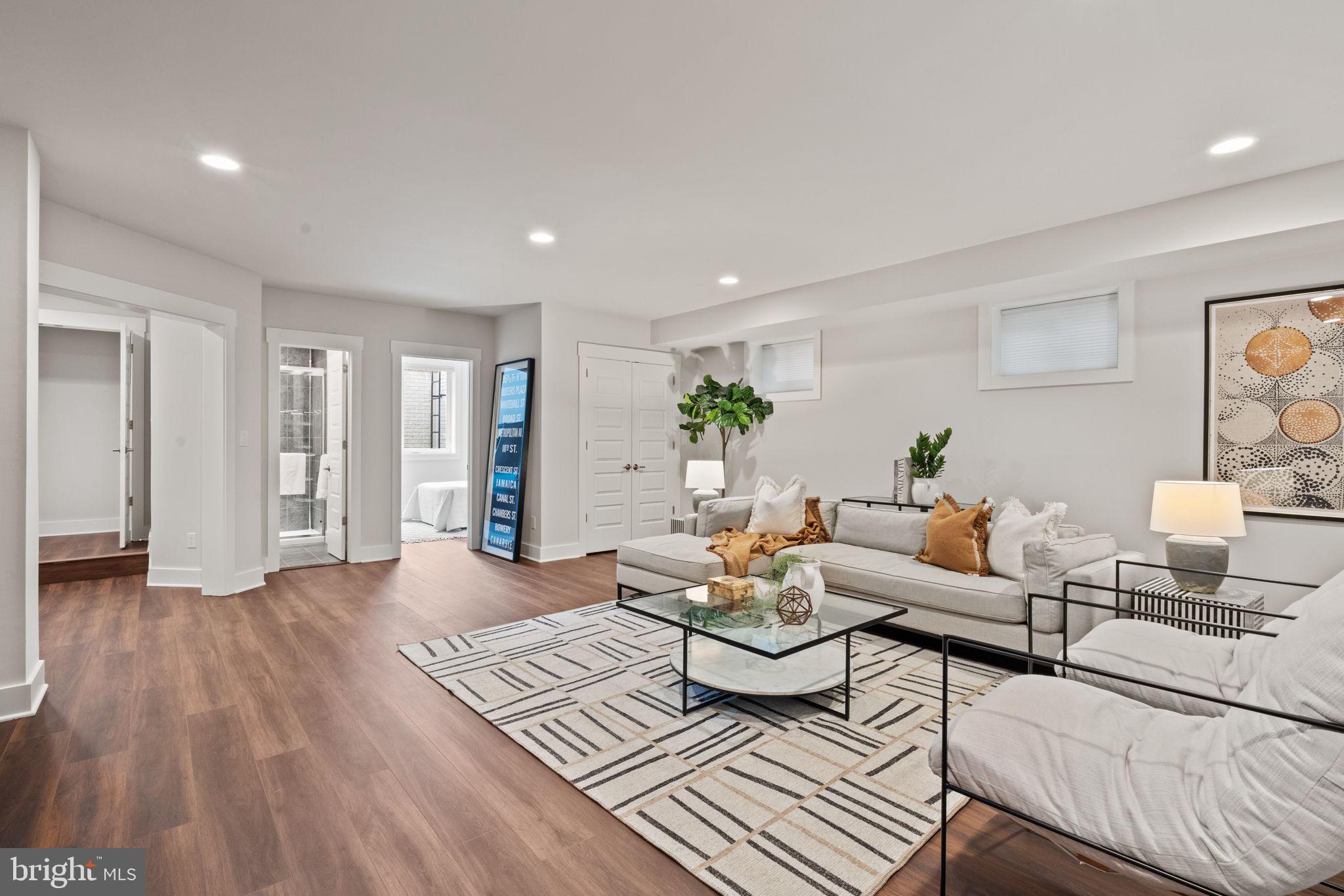 GEORGE WASHINGTON PARK - Residential