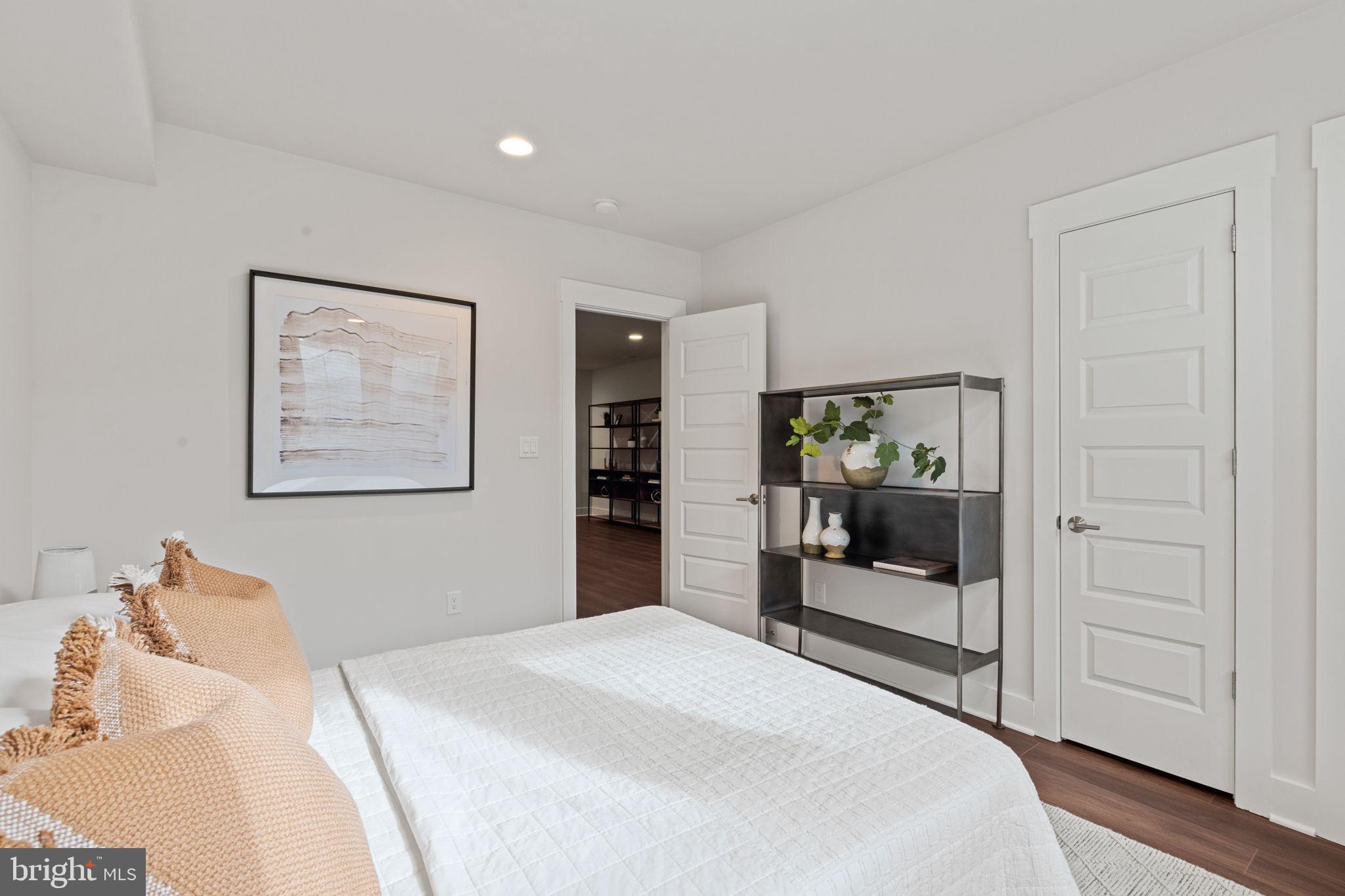 GEORGE WASHINGTON PARK - Residential