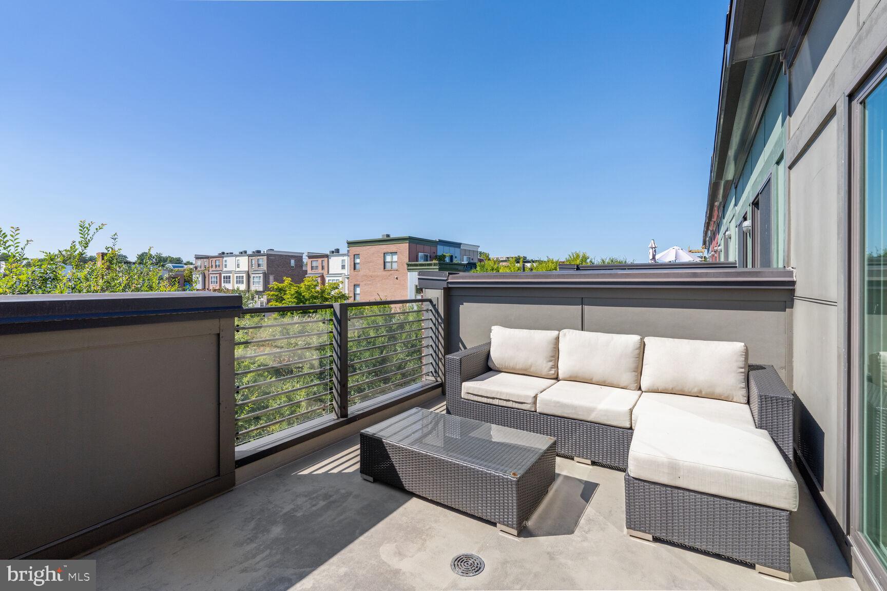 EYA ARTS DISTRICT - Residential