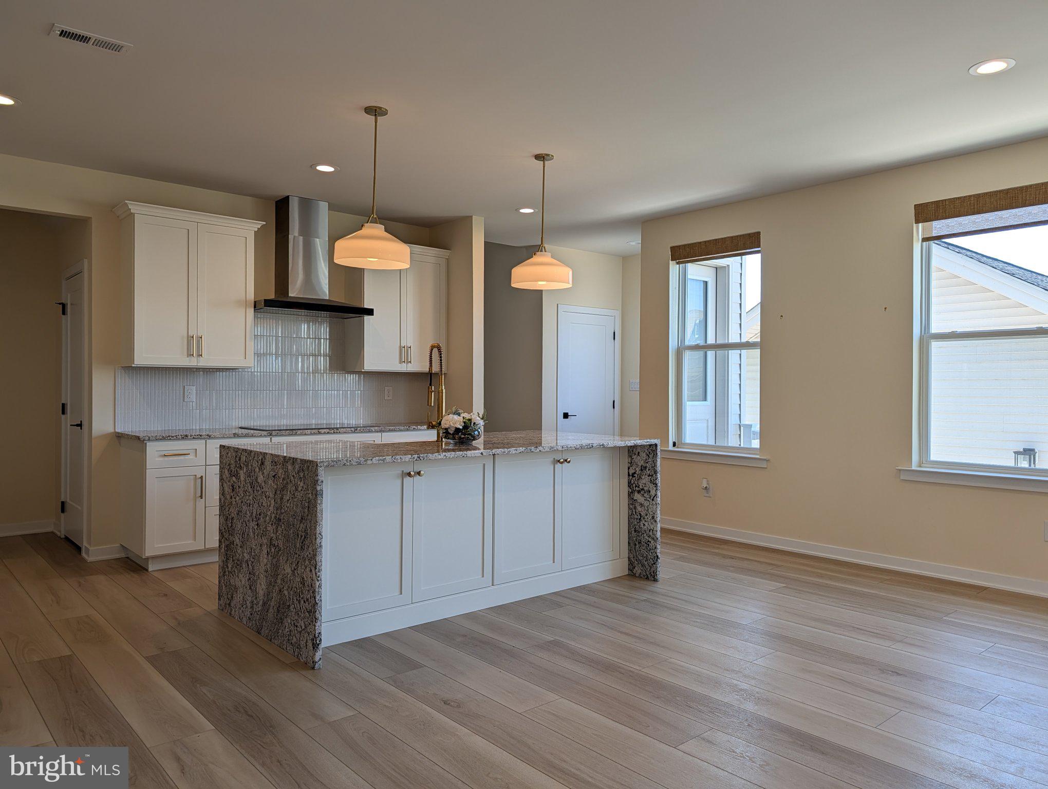 BRIGHTON -HAMLET 4 - Residential