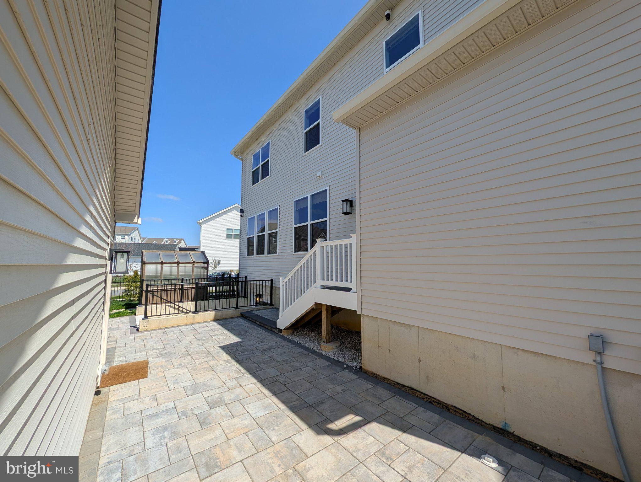 BRIGHTON -HAMLET 4 - Residential