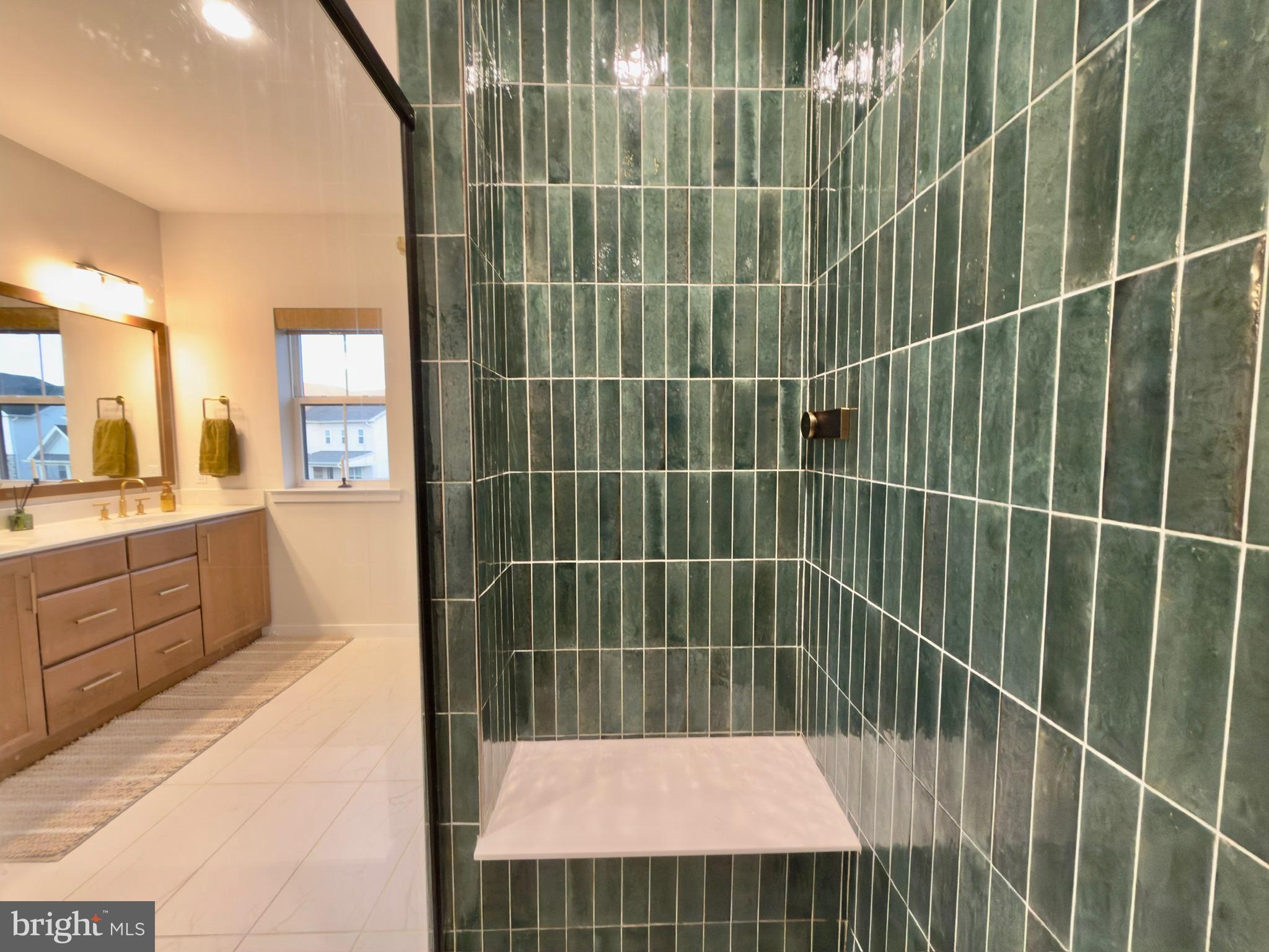 BRIGHTON -HAMLET 4 - Residential