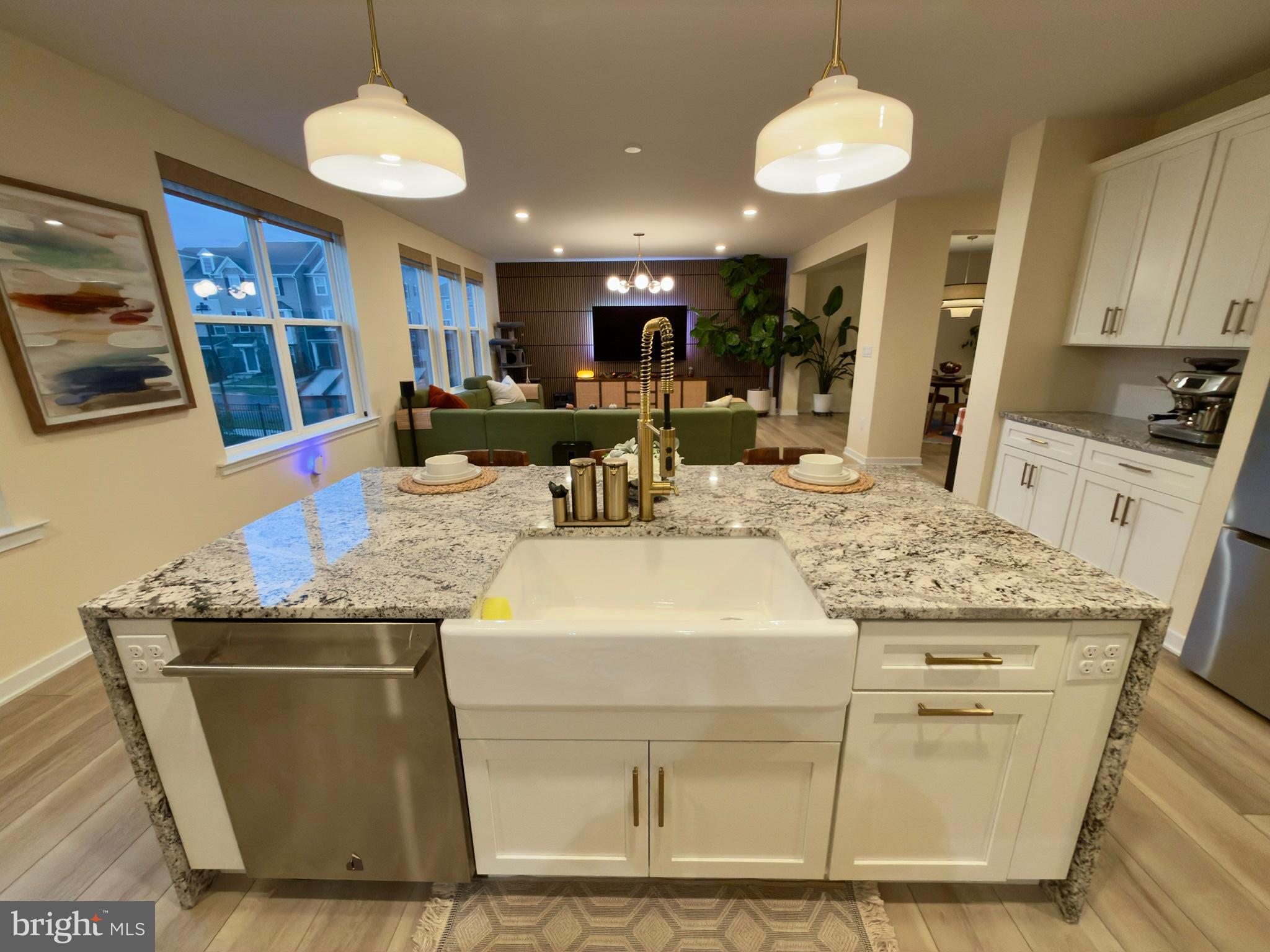 BRIGHTON -HAMLET 4 - Residential