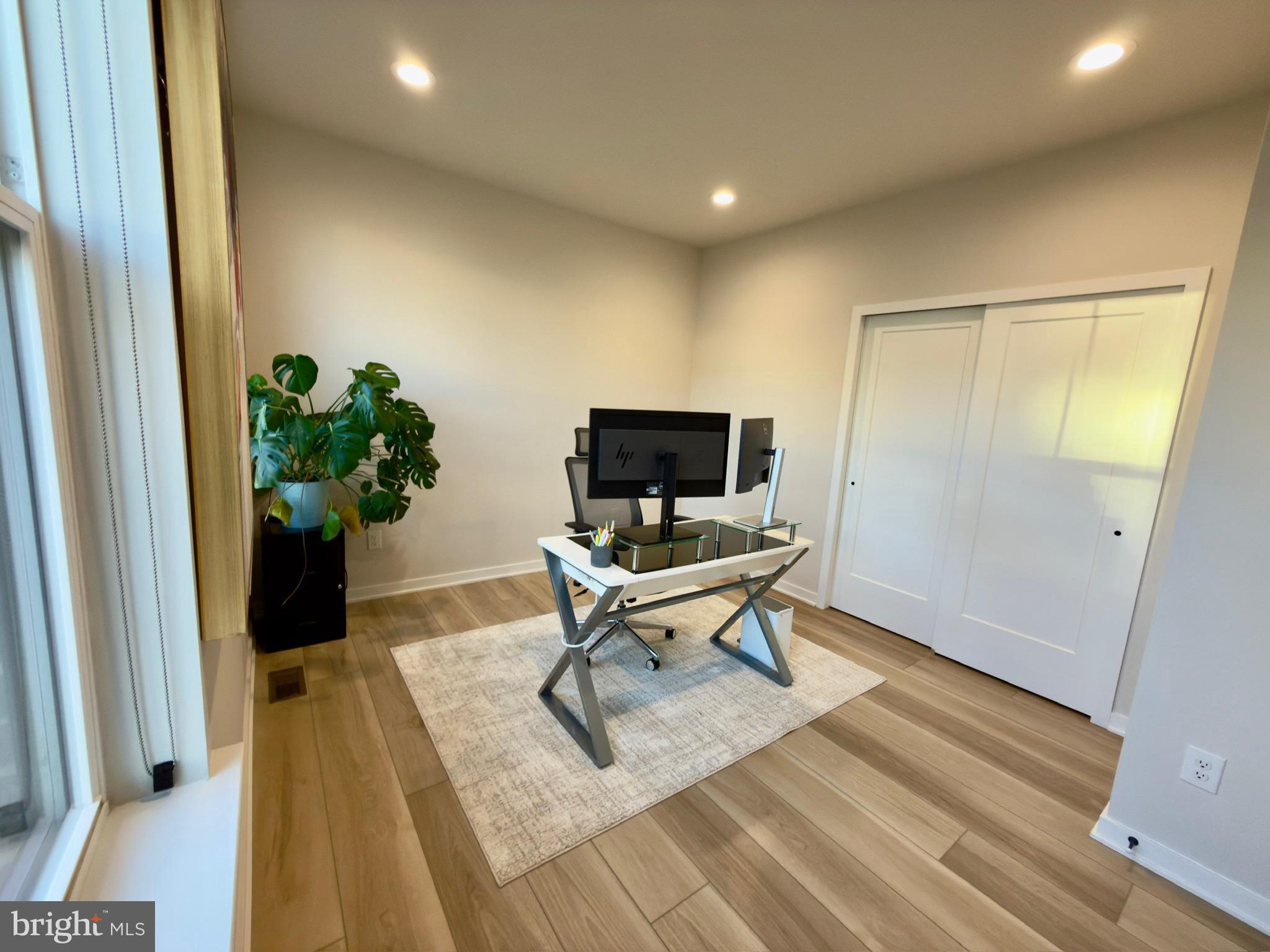 BRIGHTON -HAMLET 4 - Residential