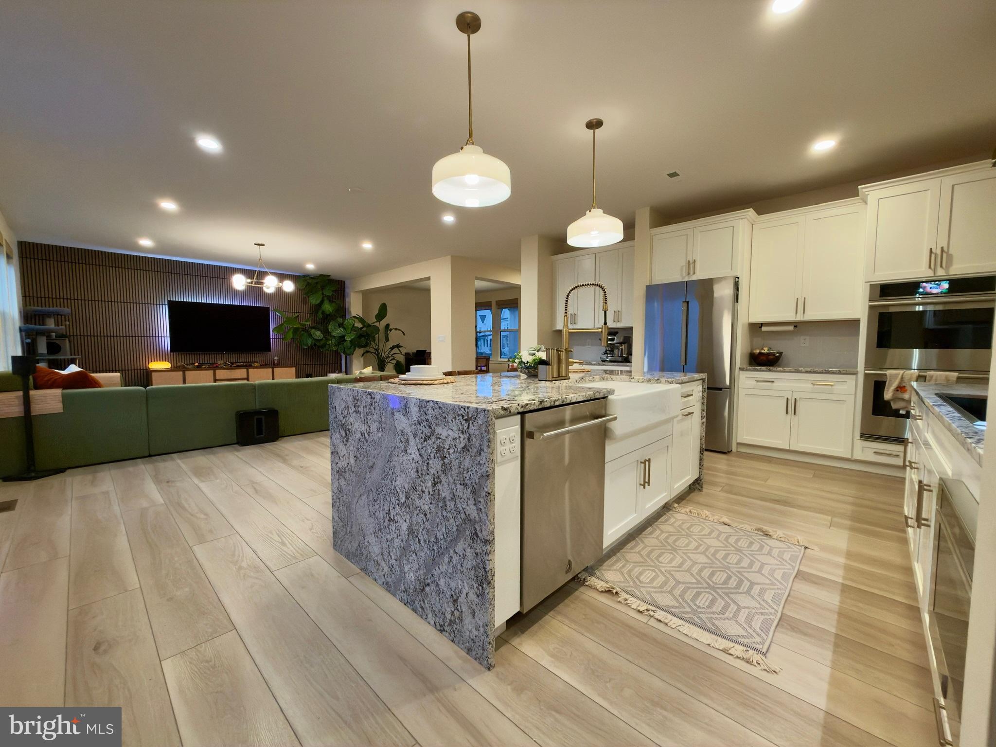 BRIGHTON -HAMLET 4 - Residential