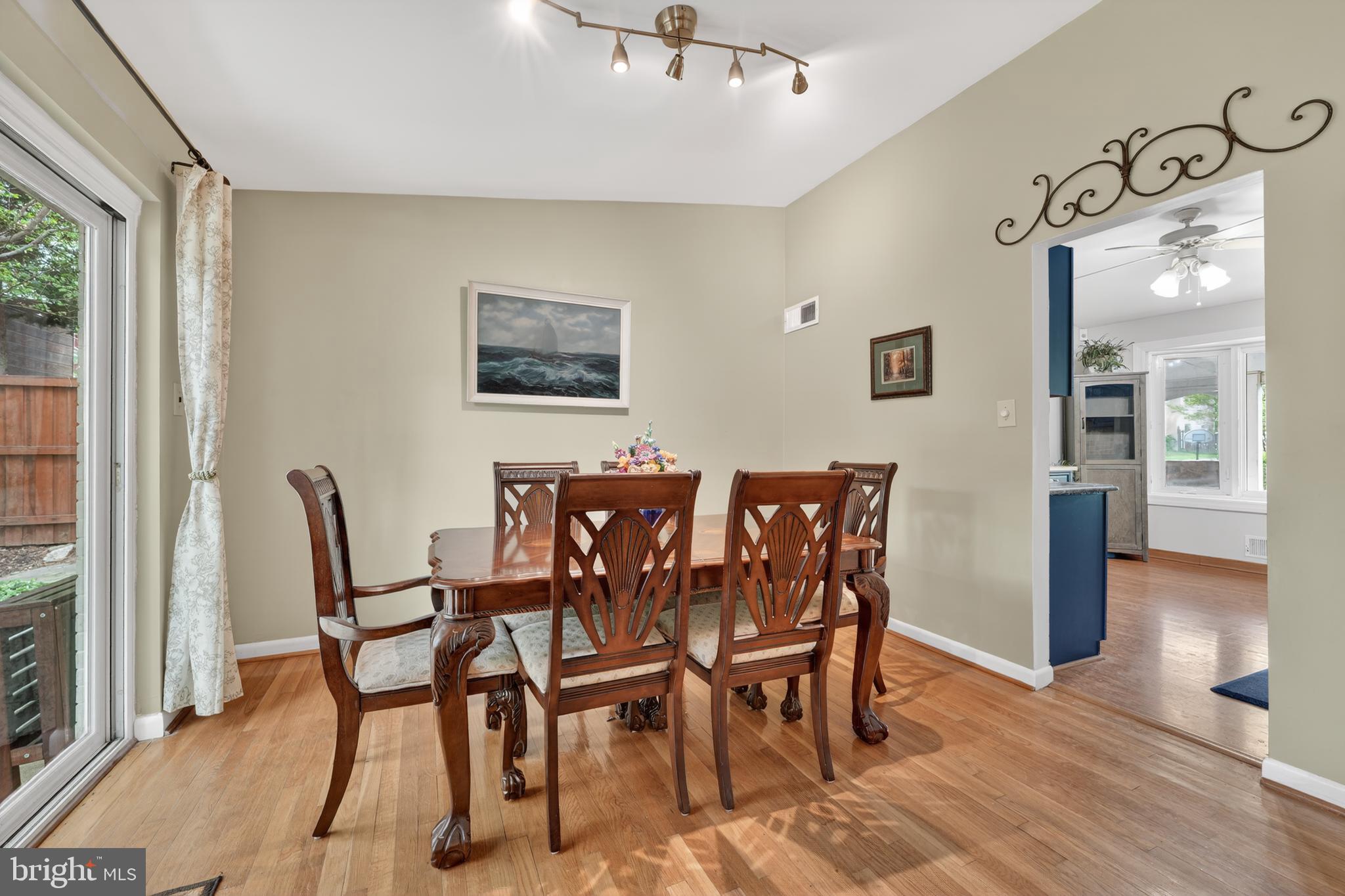 HILLANDALE HEIGHTS - Residential