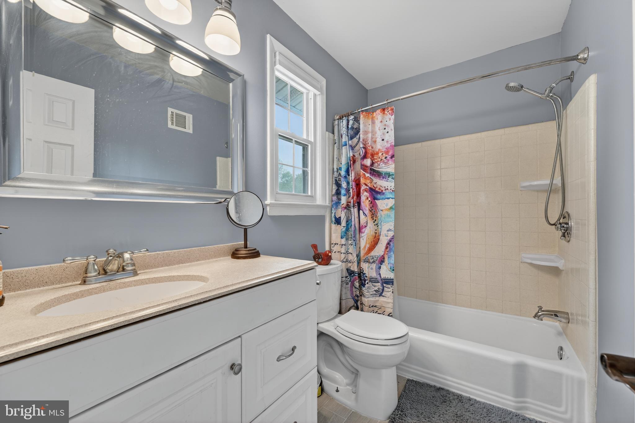 HILLANDALE HEIGHTS - Residential