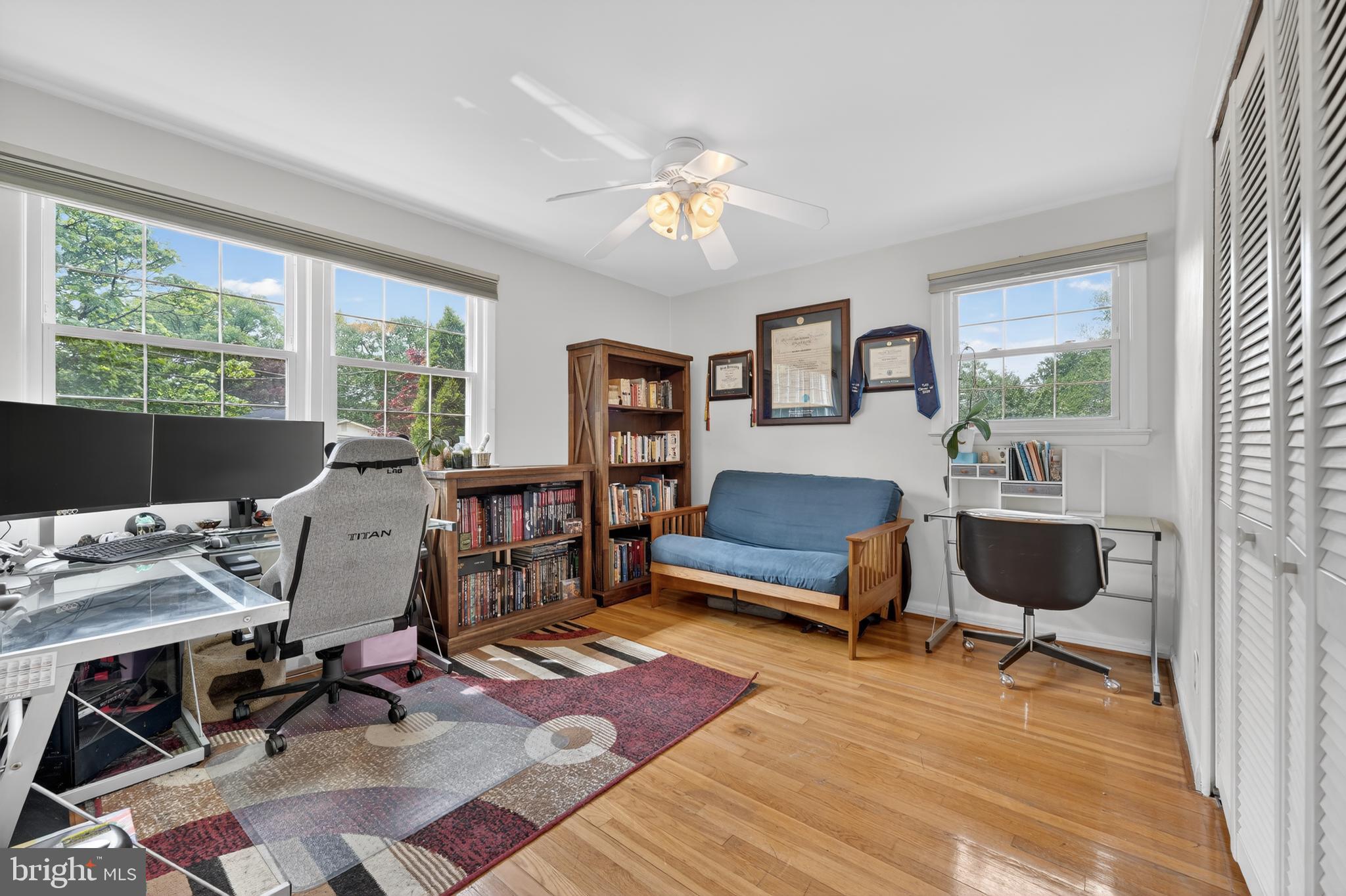 HILLANDALE HEIGHTS - Residential