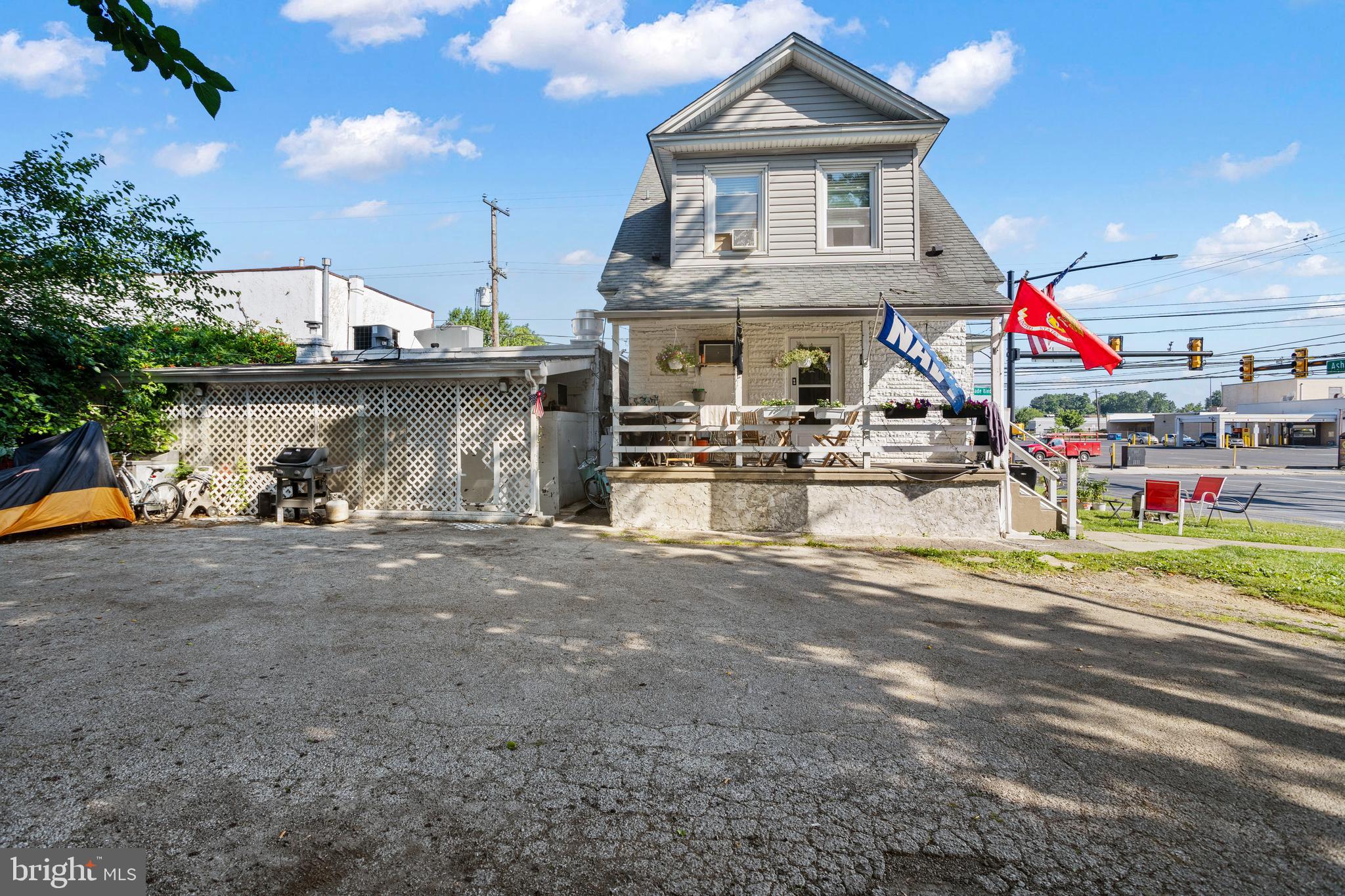 1 S MACDADE BOULEVARD