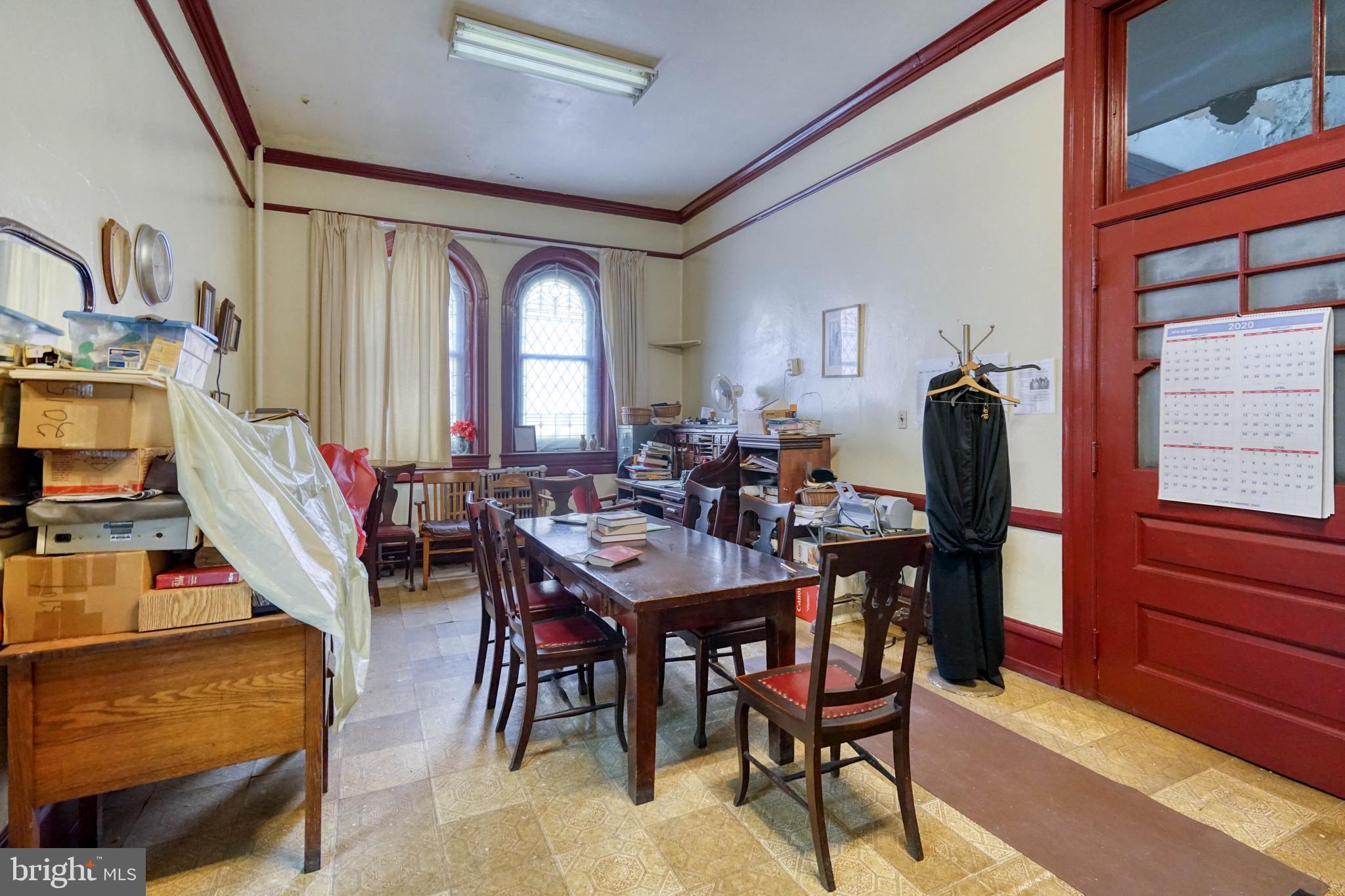 GRADUATE HOSPITAL - Commercial Sale
