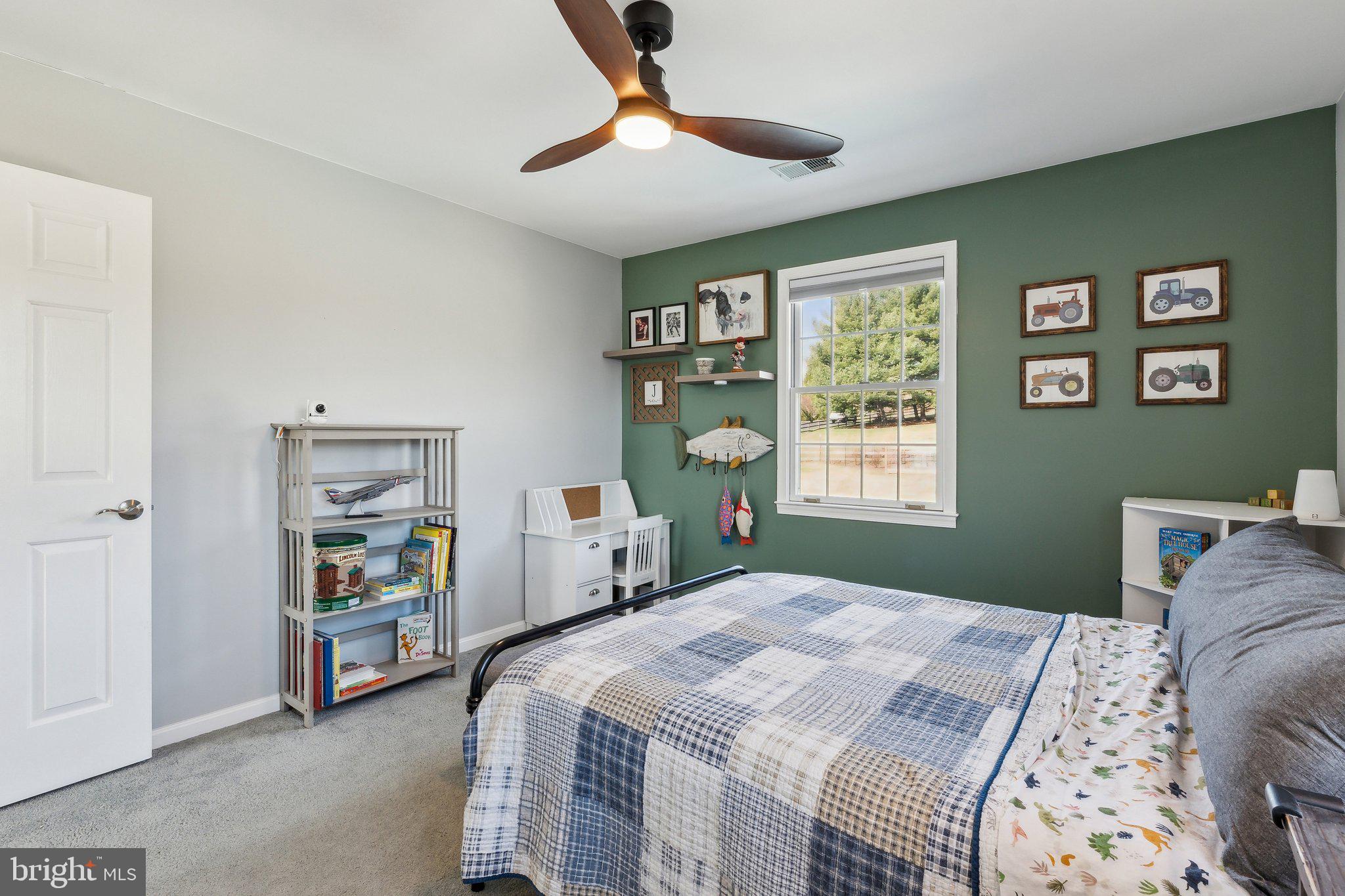 HOPE VALLEY HILLS - Residential