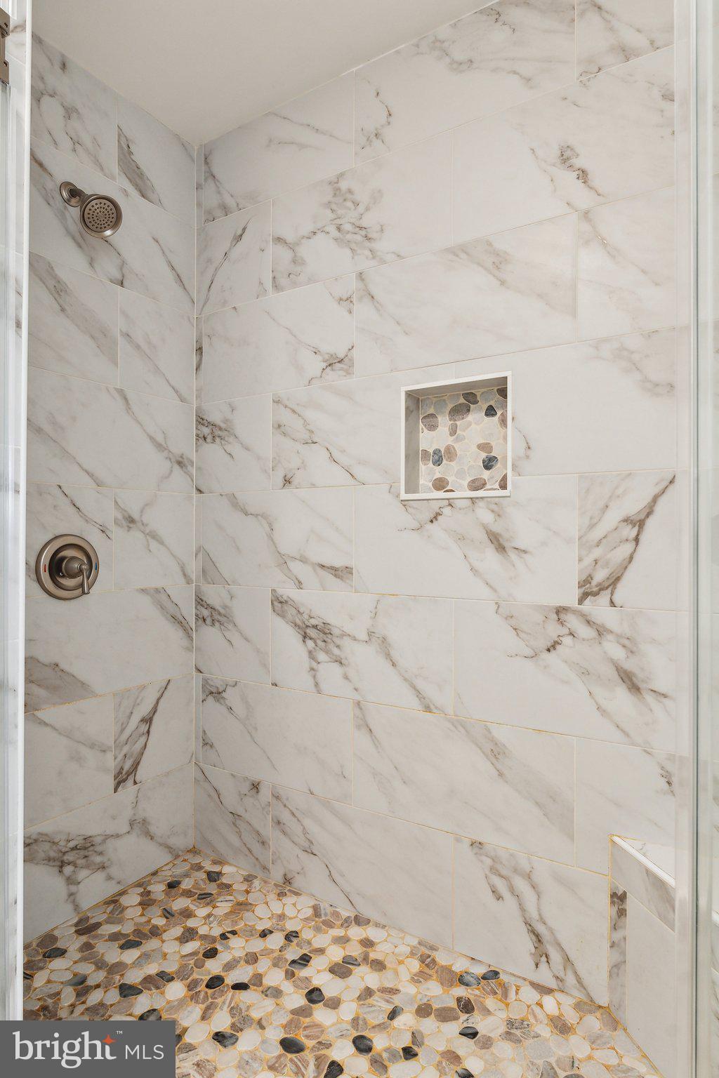 HOPE VALLEY HILLS - Residential