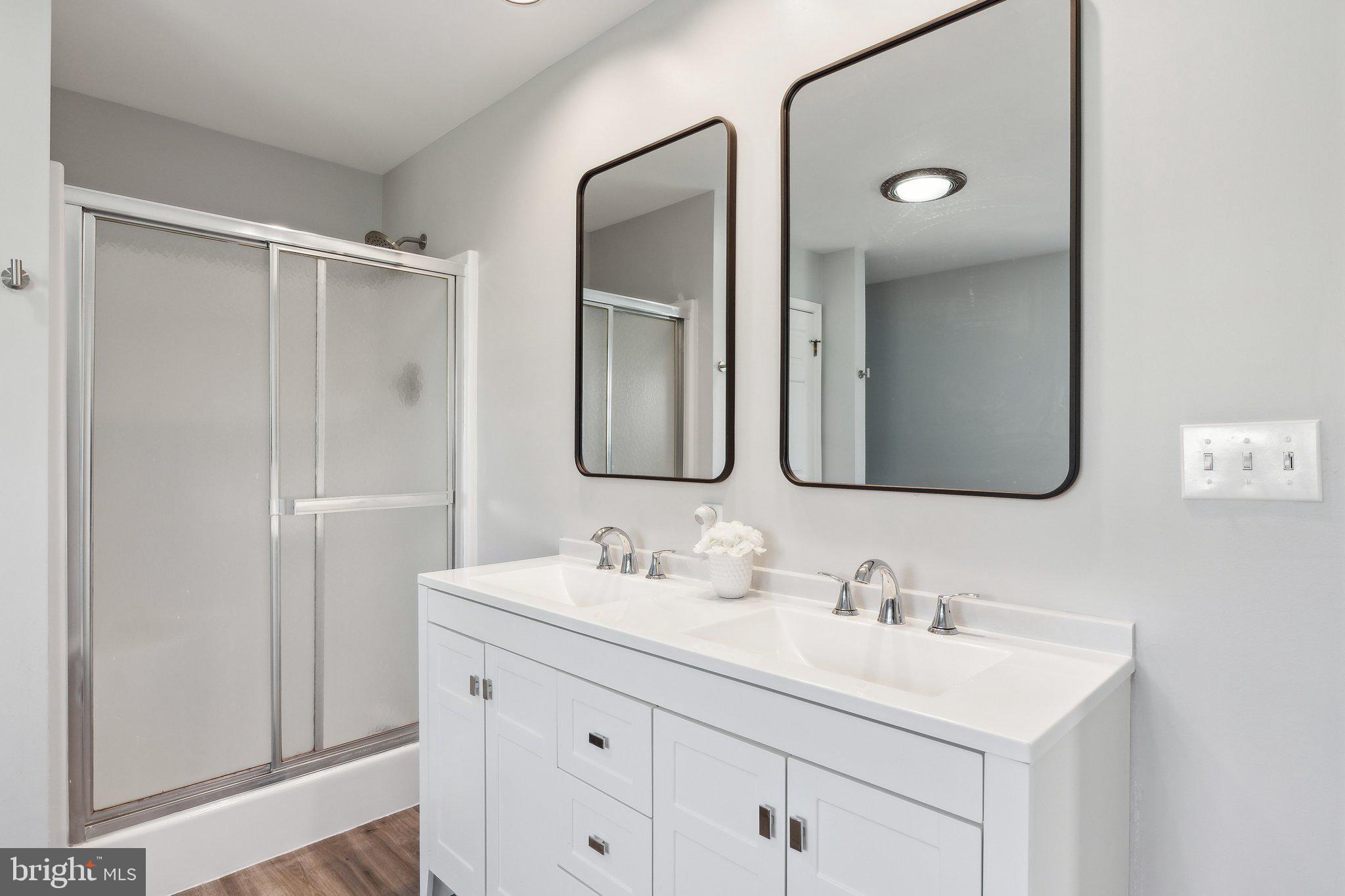 HOPE VALLEY HILLS - Residential