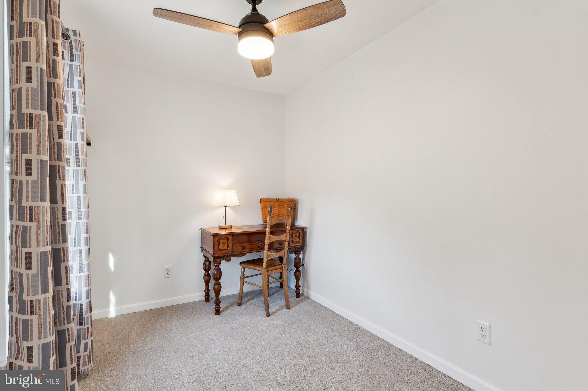 HOPE VALLEY HILLS - Residential