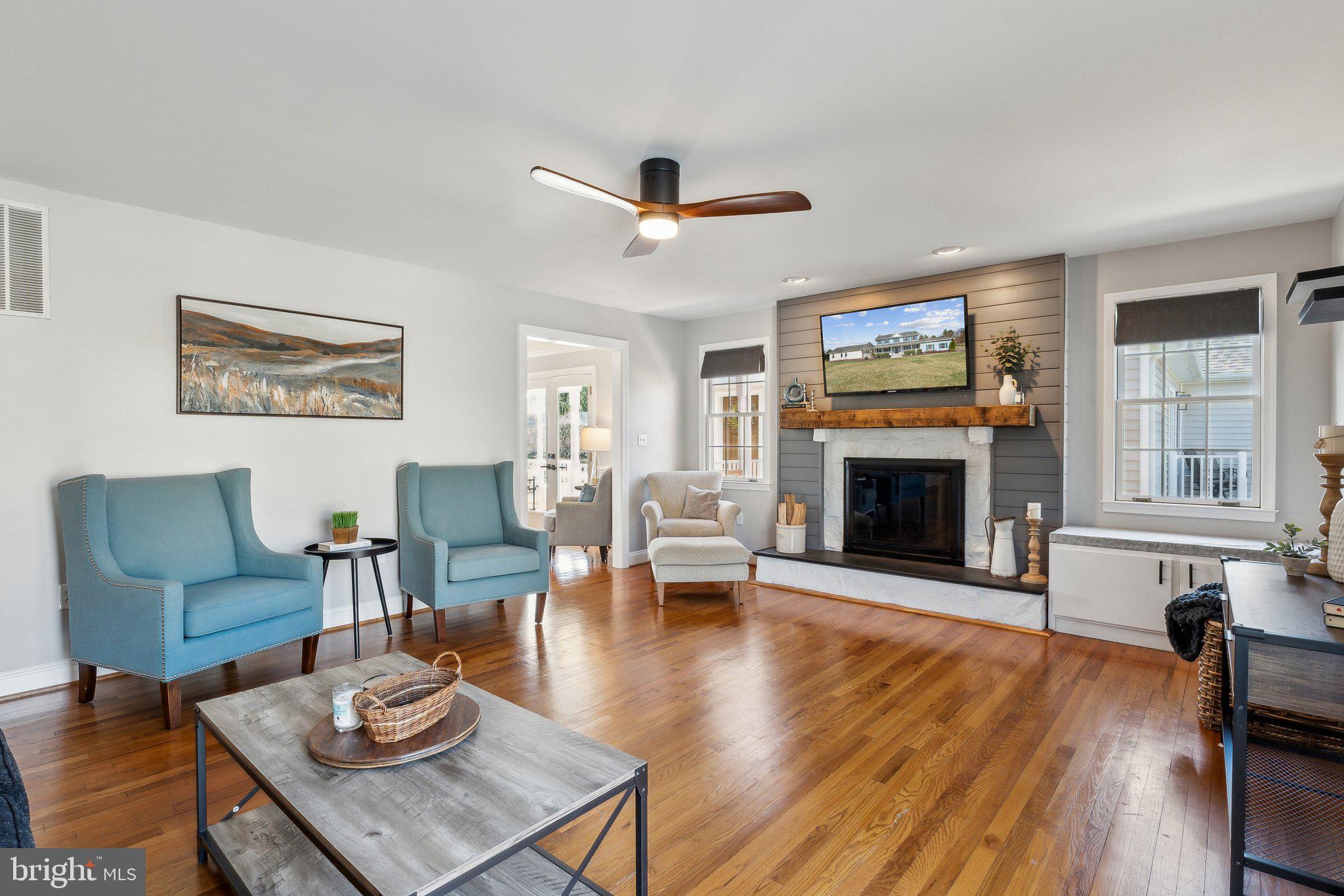 HOPE VALLEY HILLS - Residential