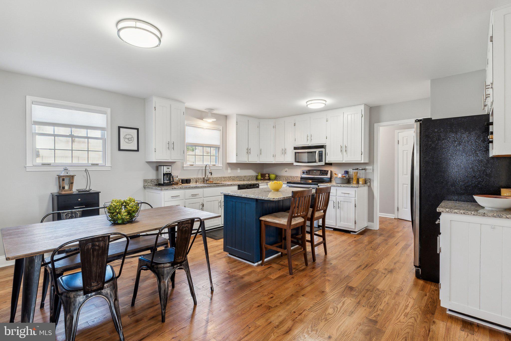 HOPE VALLEY HILLS - Residential