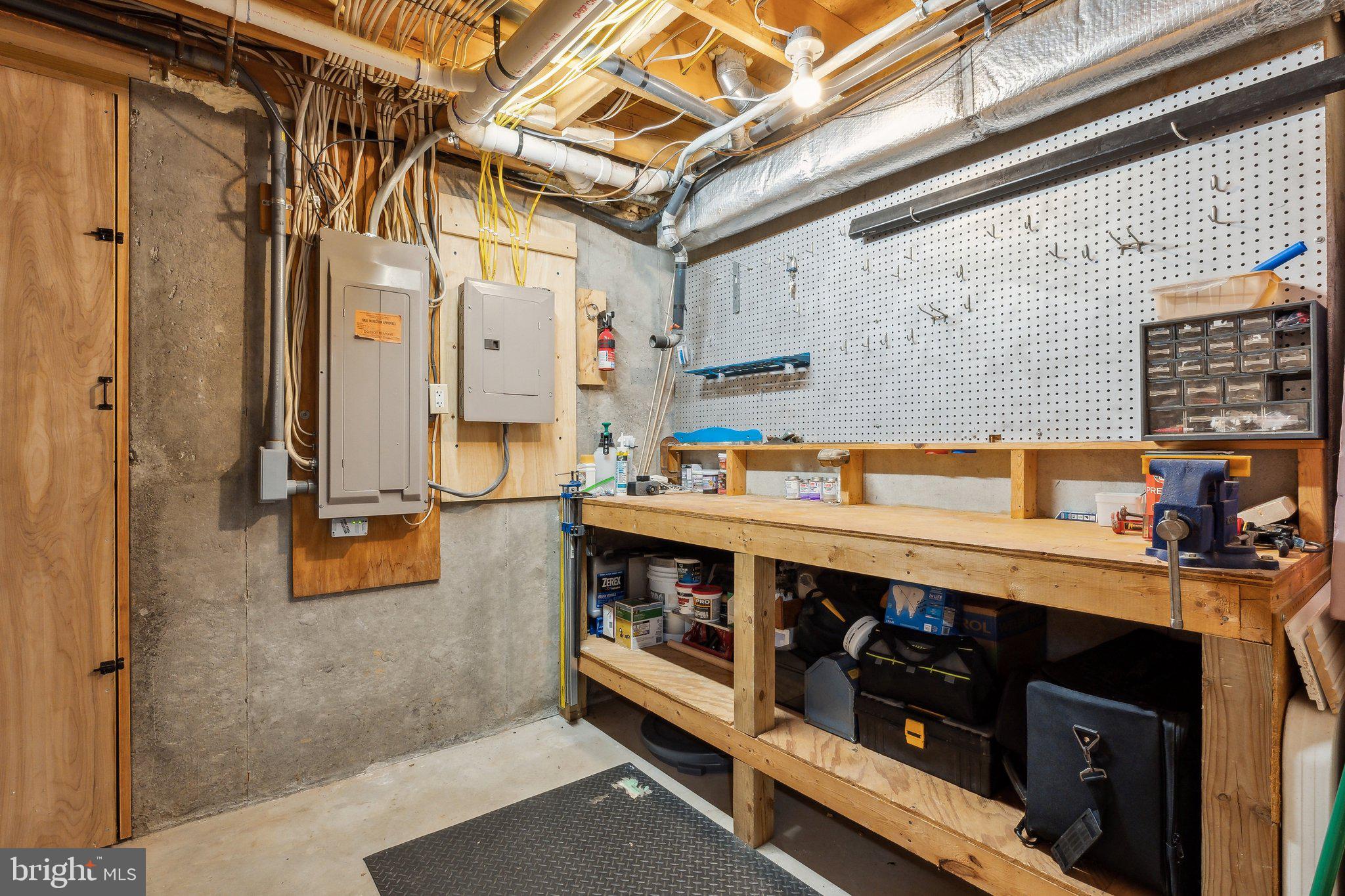 HOPE VALLEY HILLS - Residential