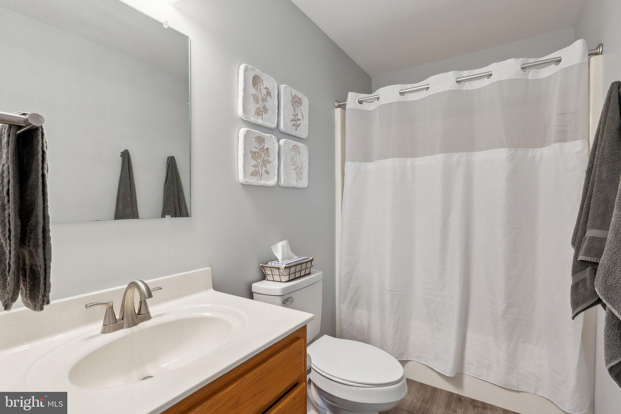 HOPE VALLEY HILLS - Residential