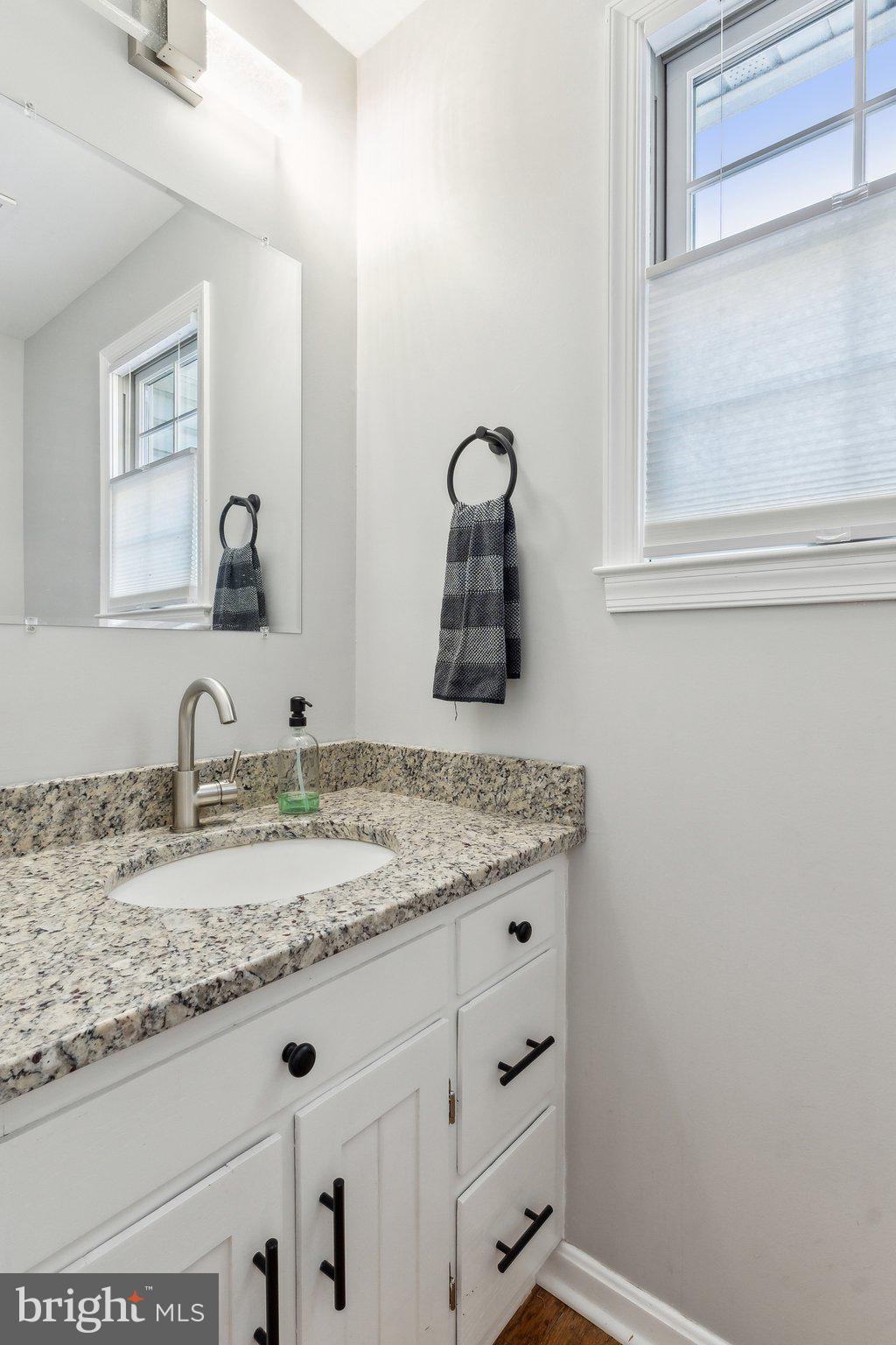 HOPE VALLEY HILLS - Residential