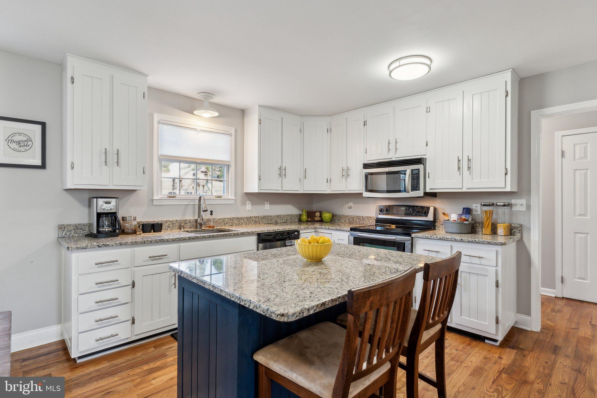 HOPE VALLEY HILLS - Residential