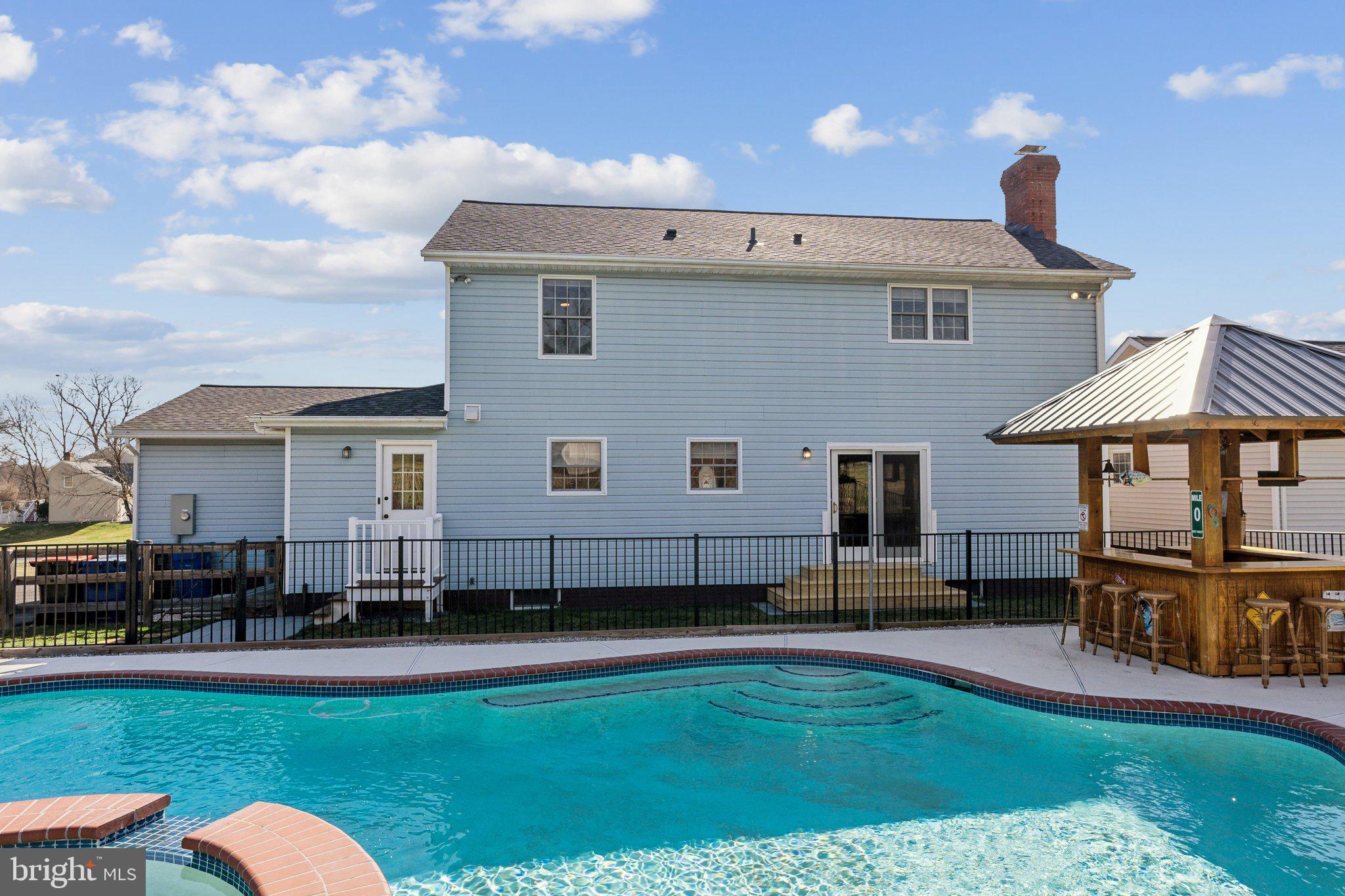 HOPE VALLEY HILLS - Residential