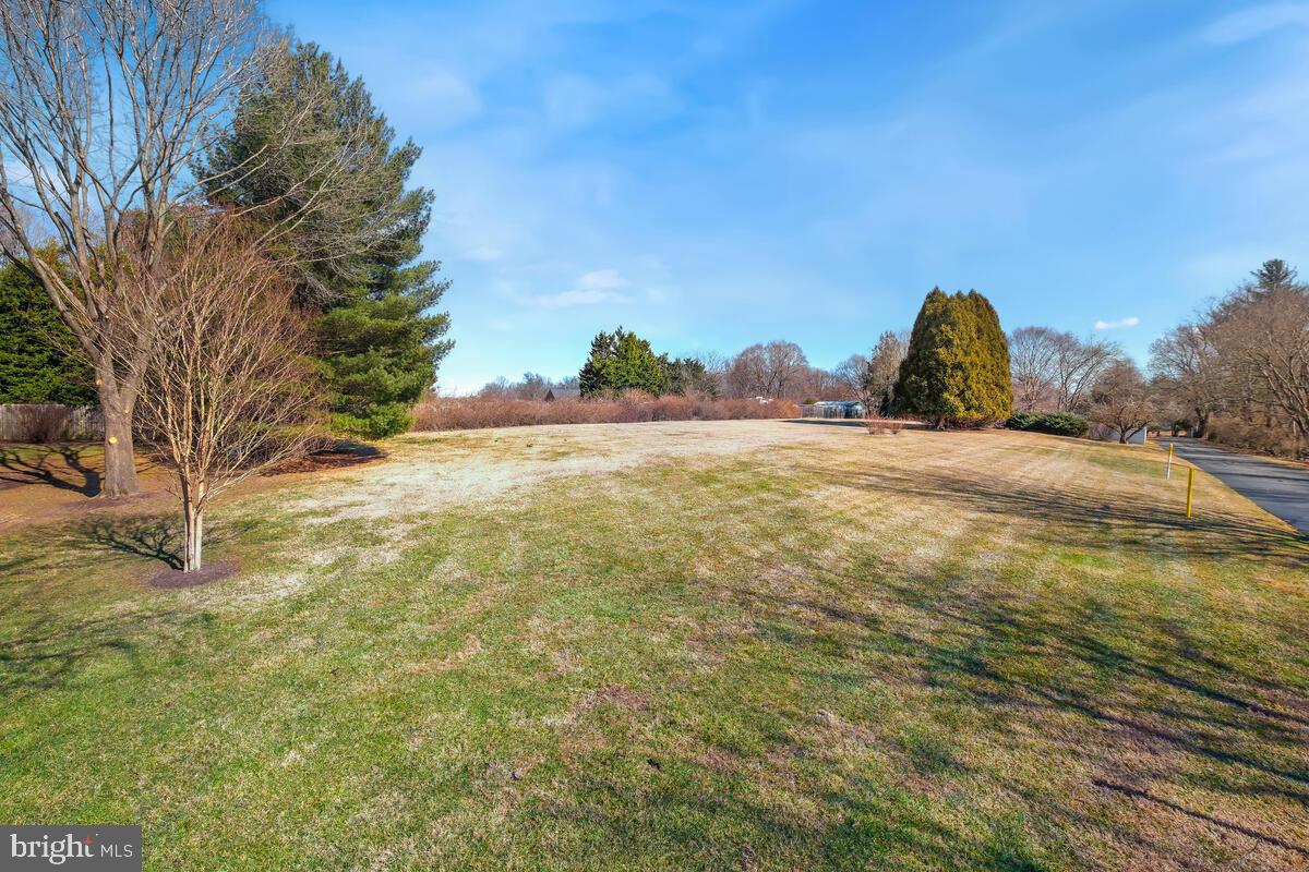 PT ROCKVILLE OUT RES 3 - Residential