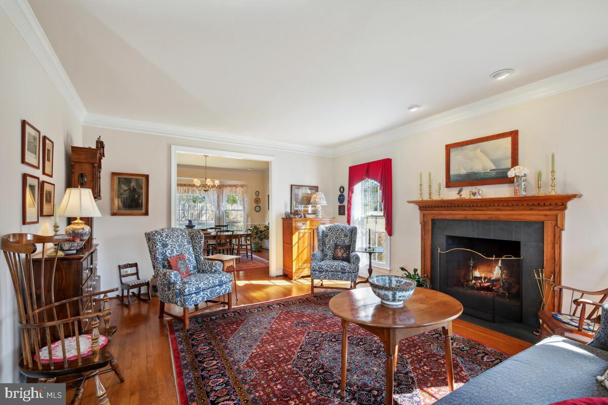 PT ROCKVILLE OUT RES 3 - Residential