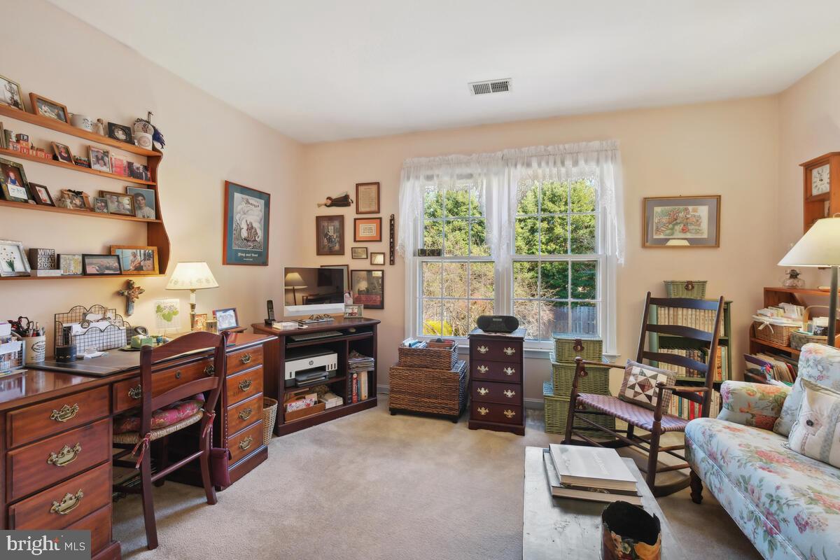 PT ROCKVILLE OUT RES 3 - Residential