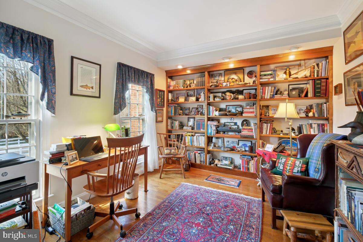 PT ROCKVILLE OUT RES 3 - Residential