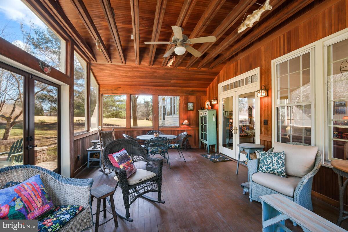 PT ROCKVILLE OUT RES 3 - Residential