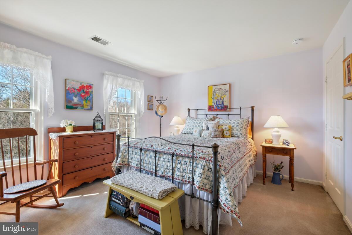 PT ROCKVILLE OUT RES 3 - Residential