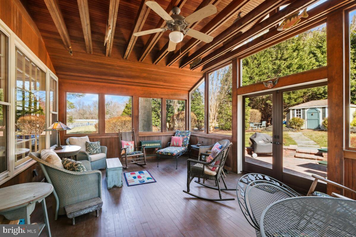 PT ROCKVILLE OUT RES 3 - Residential