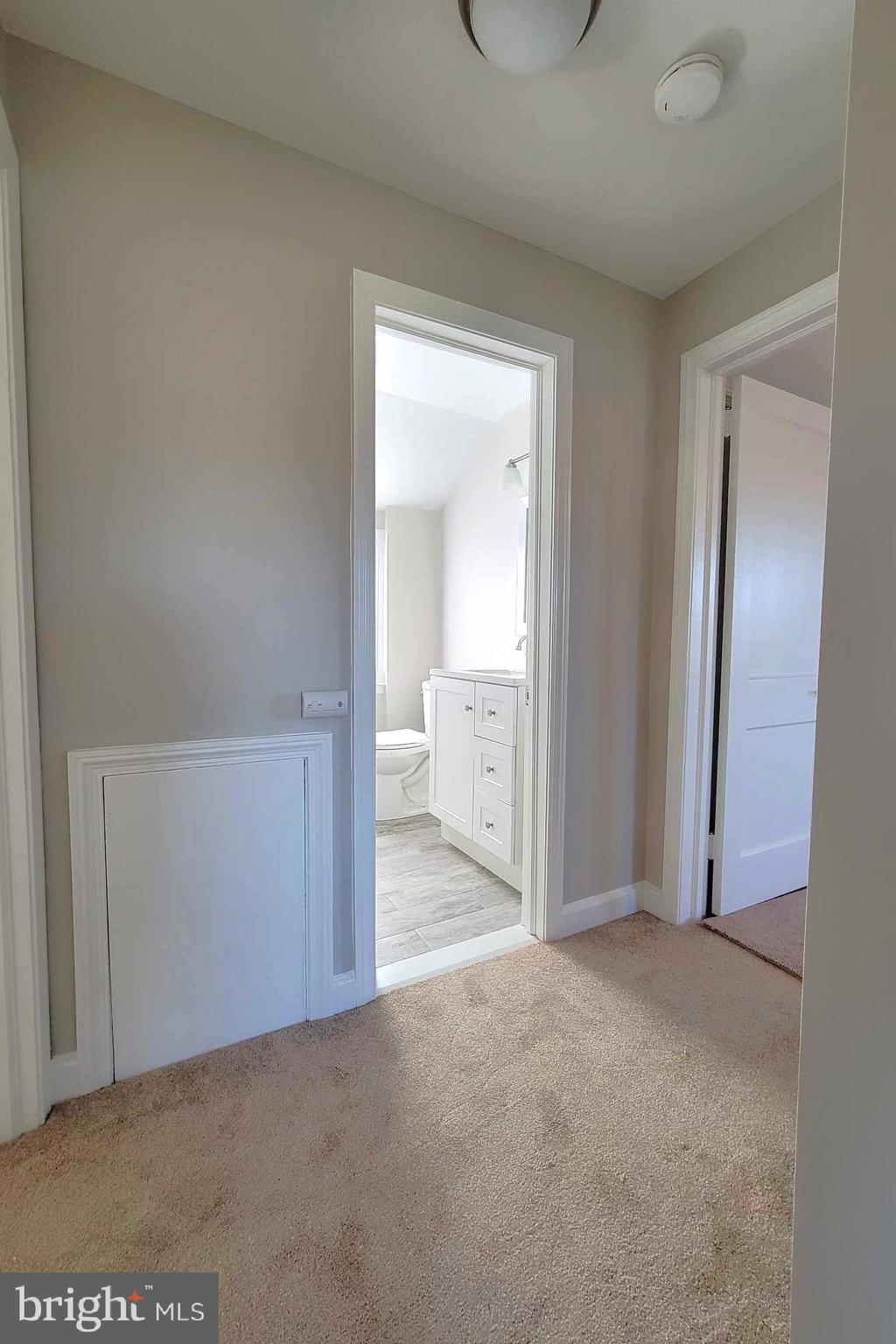 ARONIMINK ESTATES - Residential