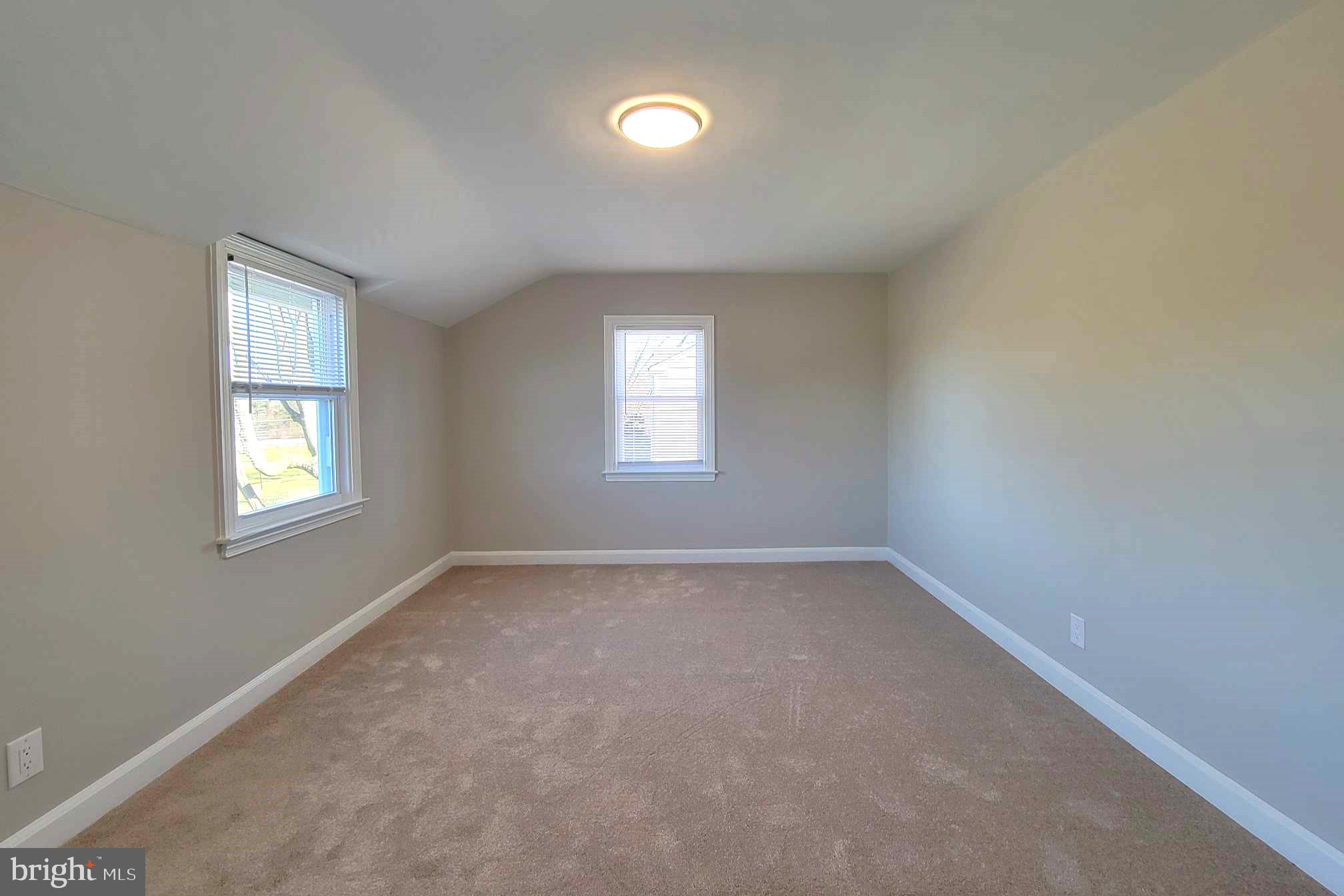 ARONIMINK ESTATES - Residential